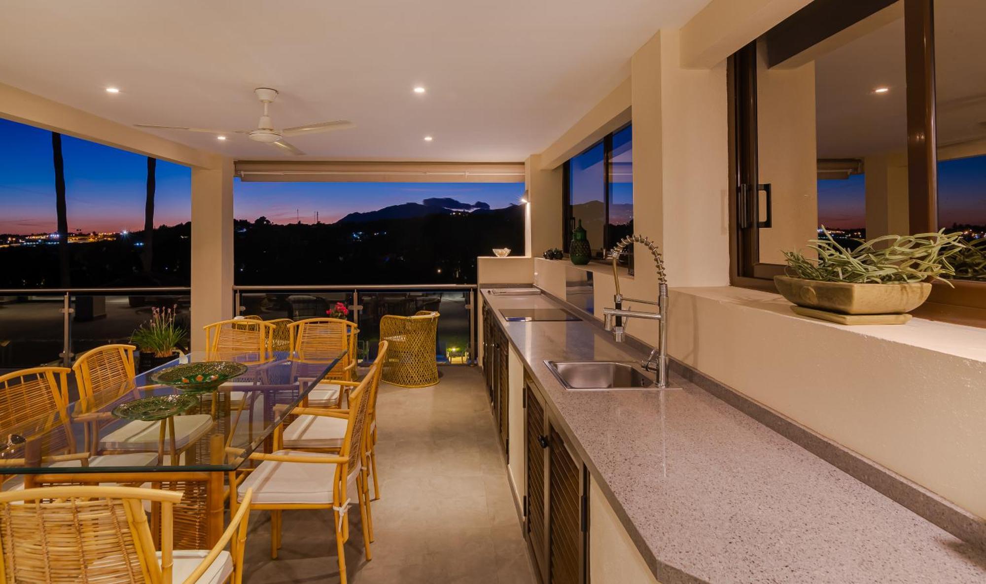 Villa - Naranjos Golf Frontline