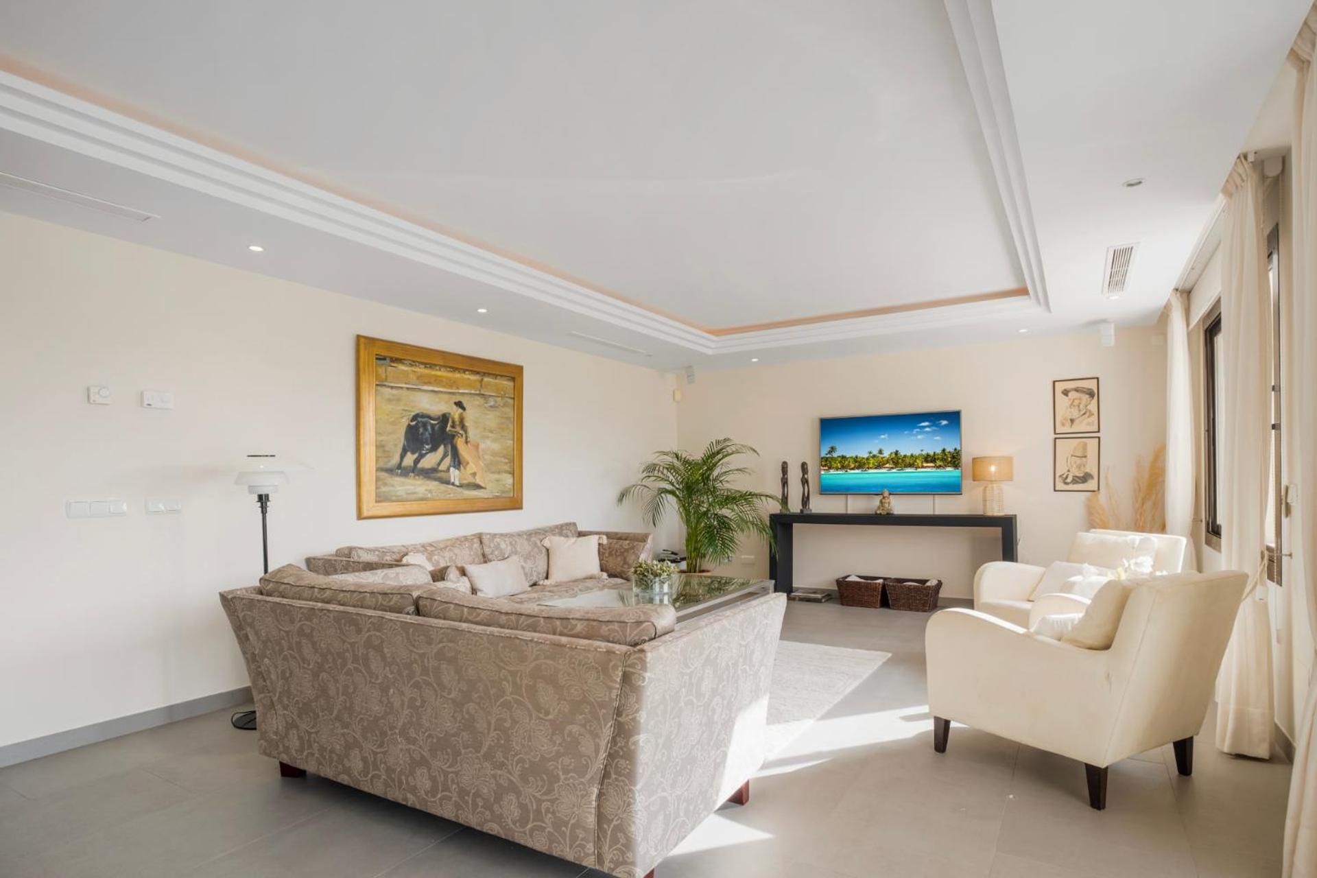 Villa - Naranjos Golf Frontline