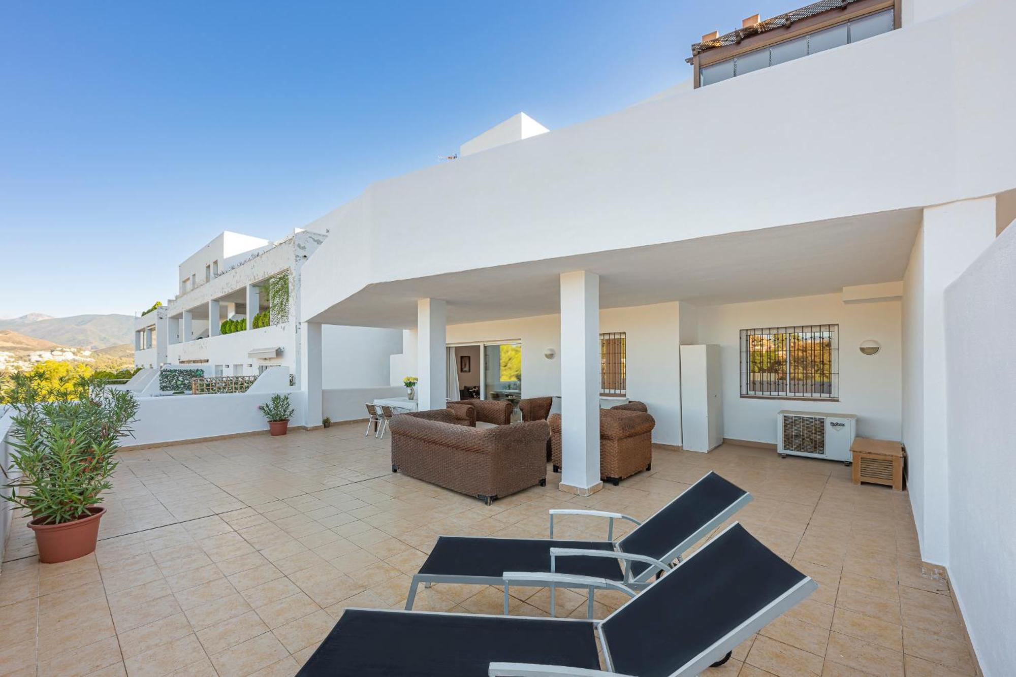 Rent Prestige- Jardines Andalucia Puerto Banus Apartment *