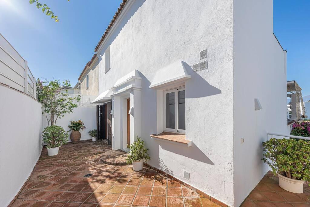 Holiday home Spacious House With 3 Bedrooms And Private Pool Marbella