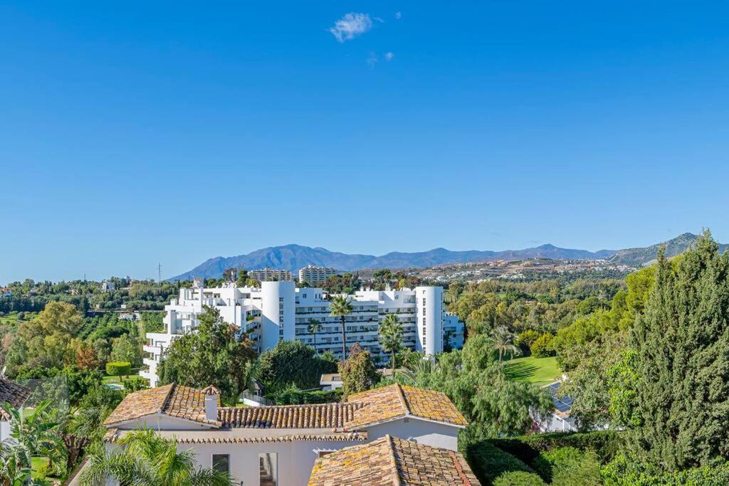 Spacious House With 3 Bedrooms And Private Pool Holiday home *