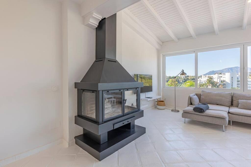 Spacious House With 3 Bedrooms And Private Pool Marbella