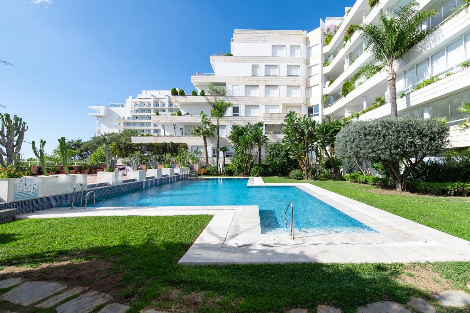 100% Vista Al Mar Y Piscina Appartement *