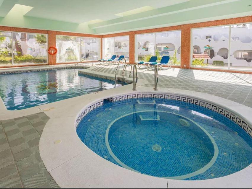 Casa Naranja, Cabopino 2 Pools & Heated Indoor Pool *