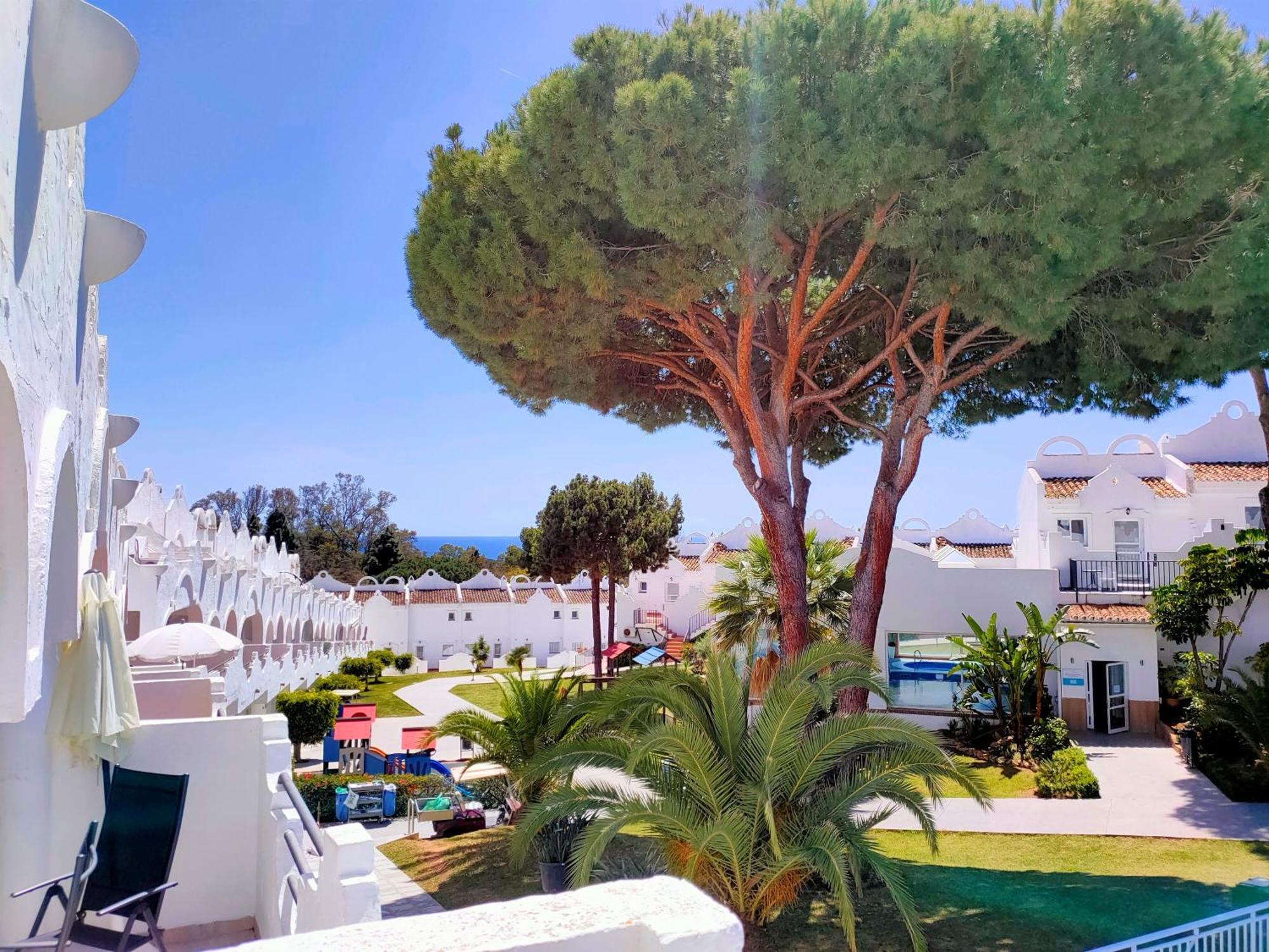 Casa Naranja, Cabopino 2 Pools & Heated Indoor Pool Marbella
