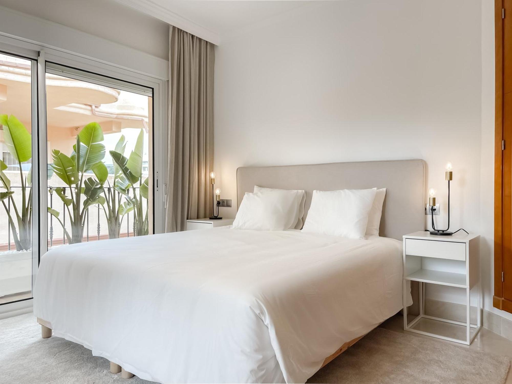 Aloha Hills Club Luxury Retreat Pools Gym Marbella