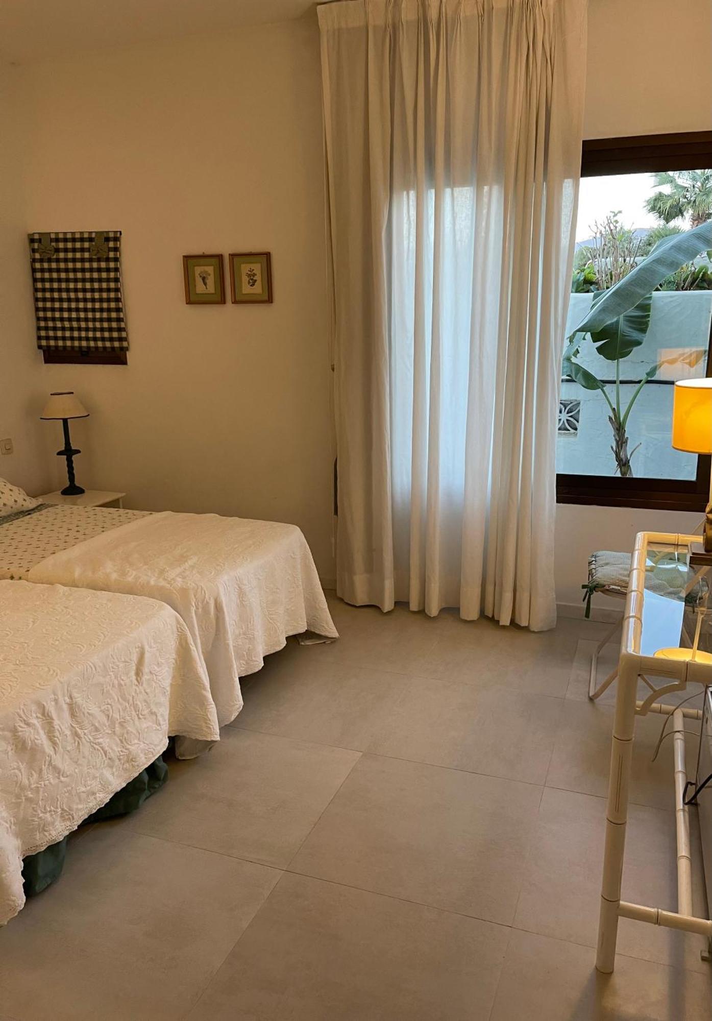 Urb. La Alcazaba, Puerto Banus / Apartamento *