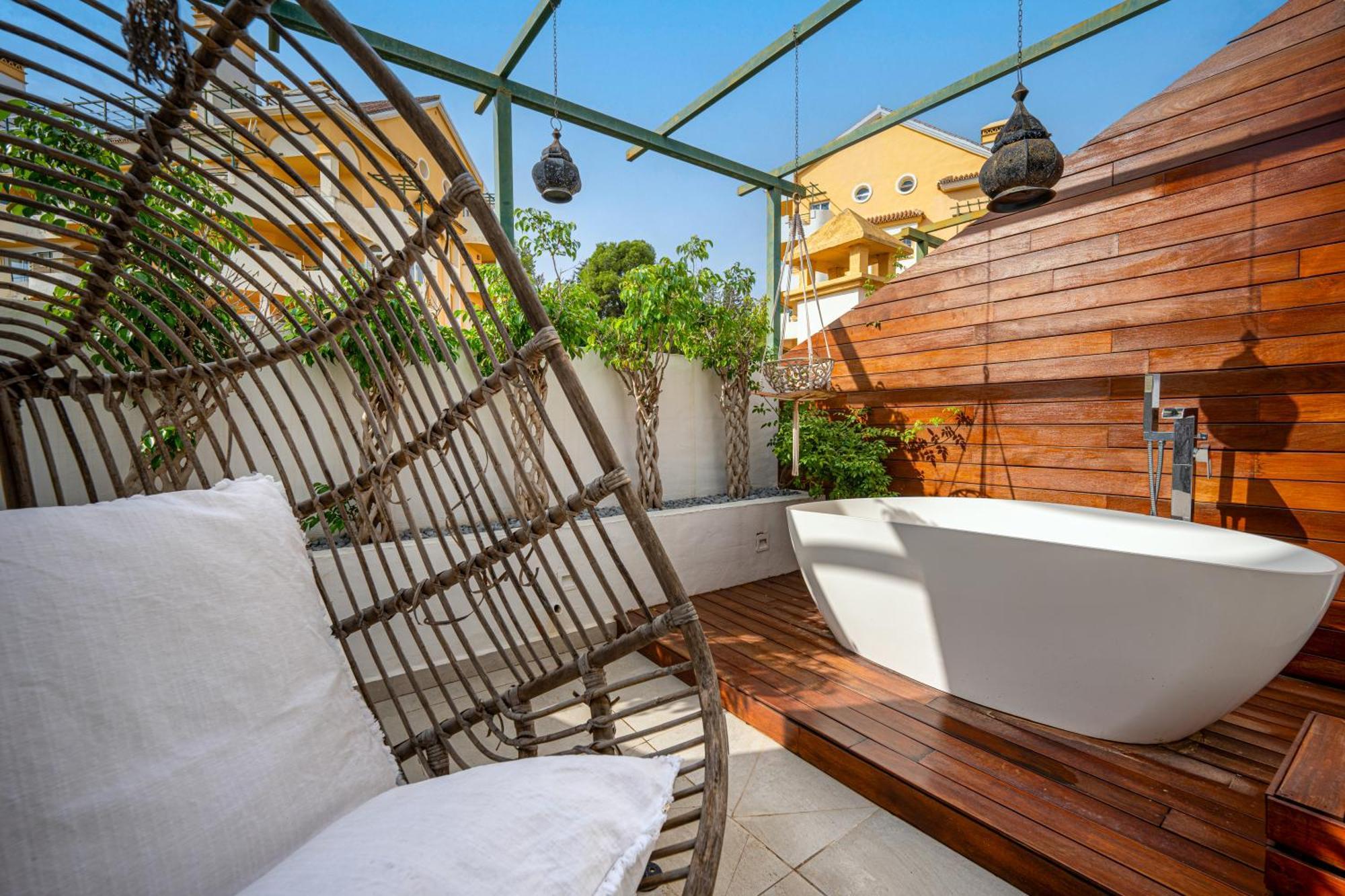Apartment Penthouse Close To Puerto Banus *
