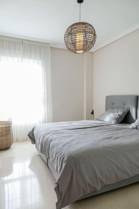 First Line Beautiful And Bright * Marbella