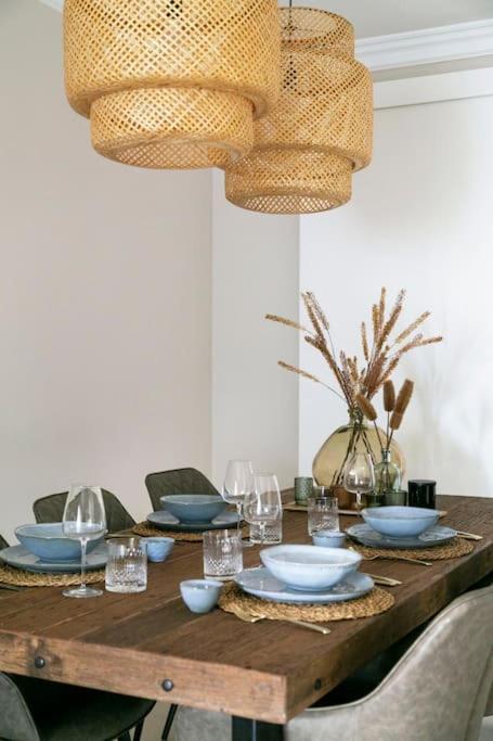 First Line Beautiful And Bright Apartment Marbella