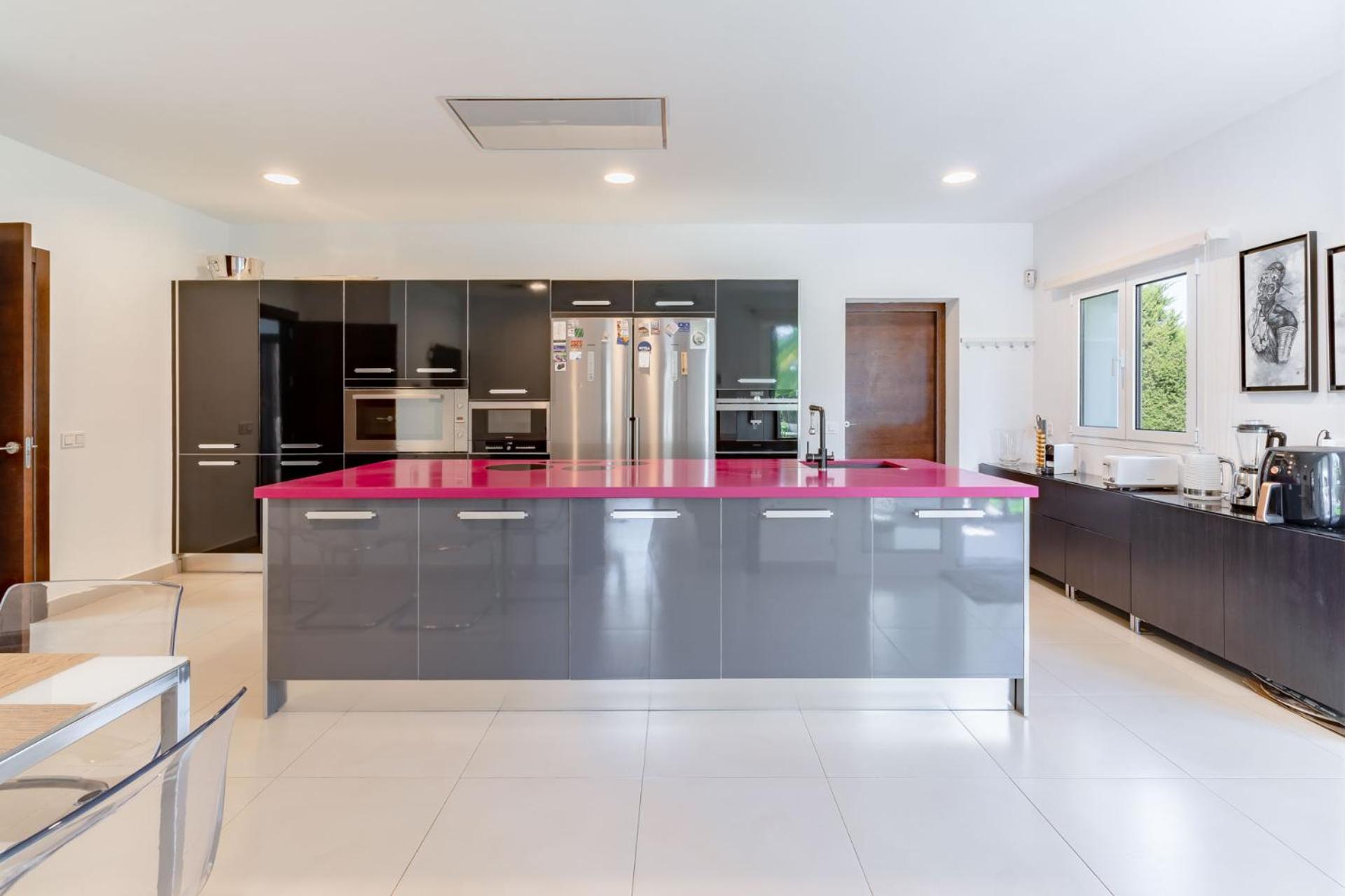 Villa Elegant Villa In Marbella Marbella