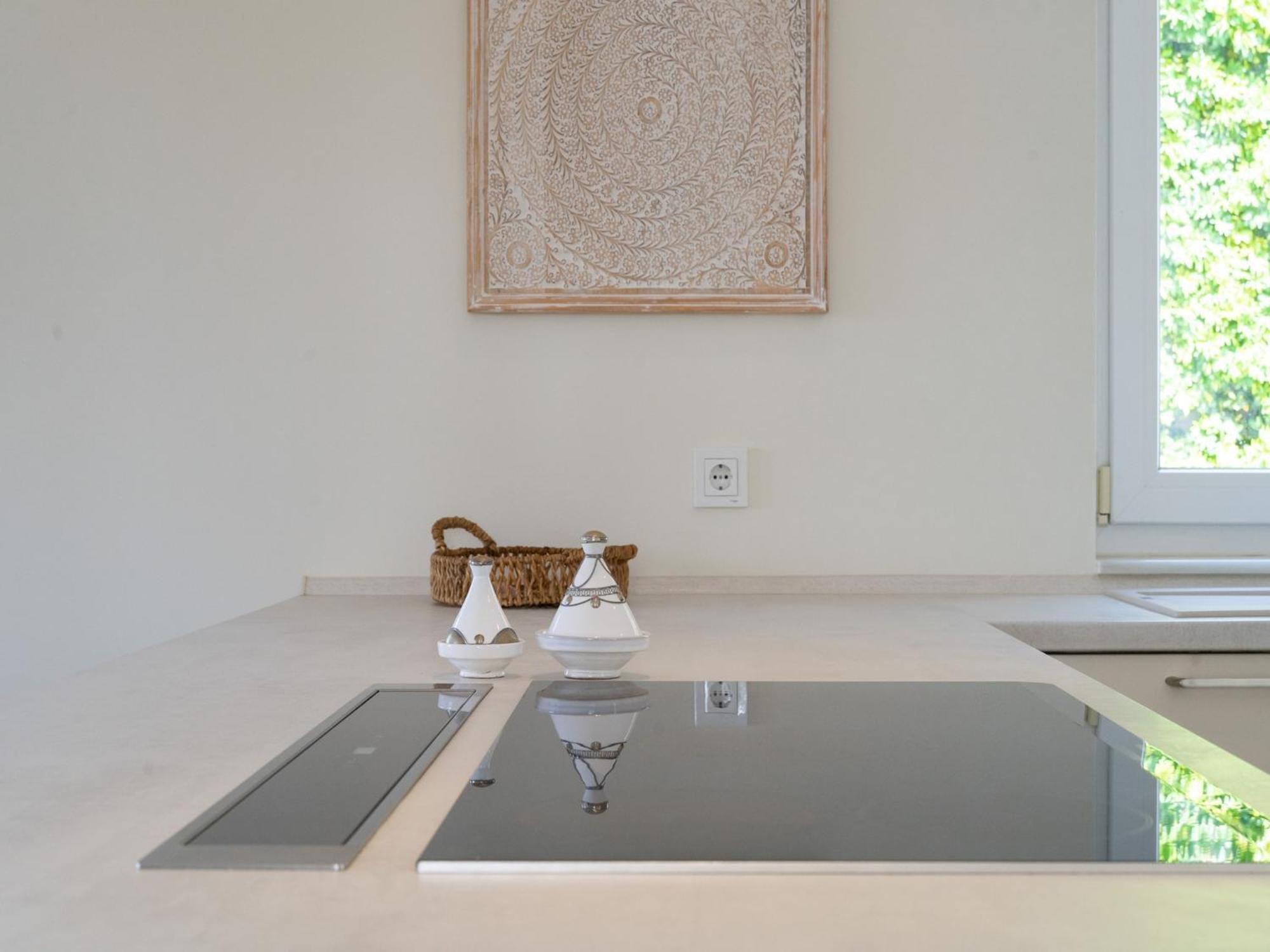 Villa Madrugada, Beachside In Costabella Marbella