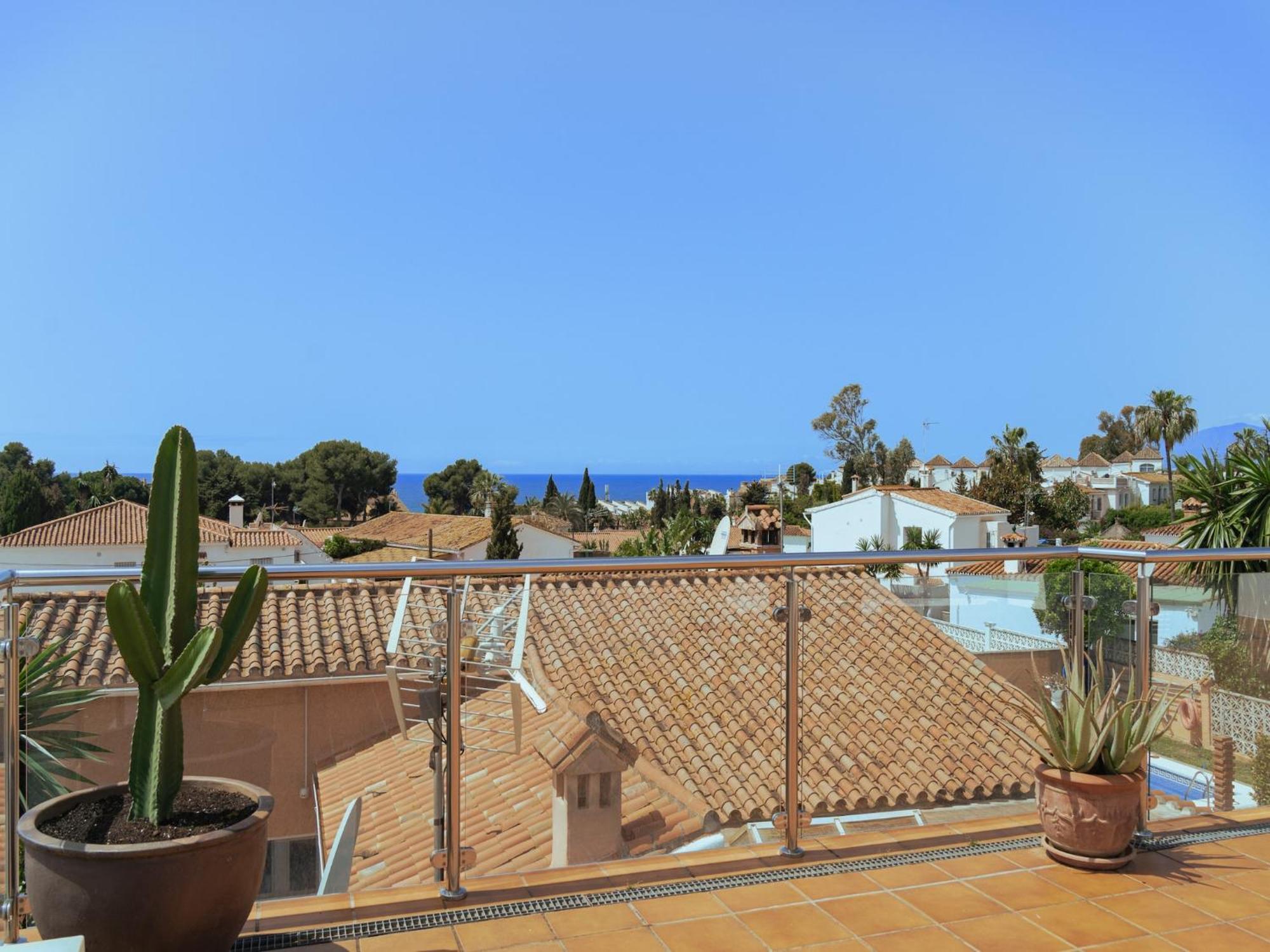 Madrugada, Beachside In Costabella Villa Marbella