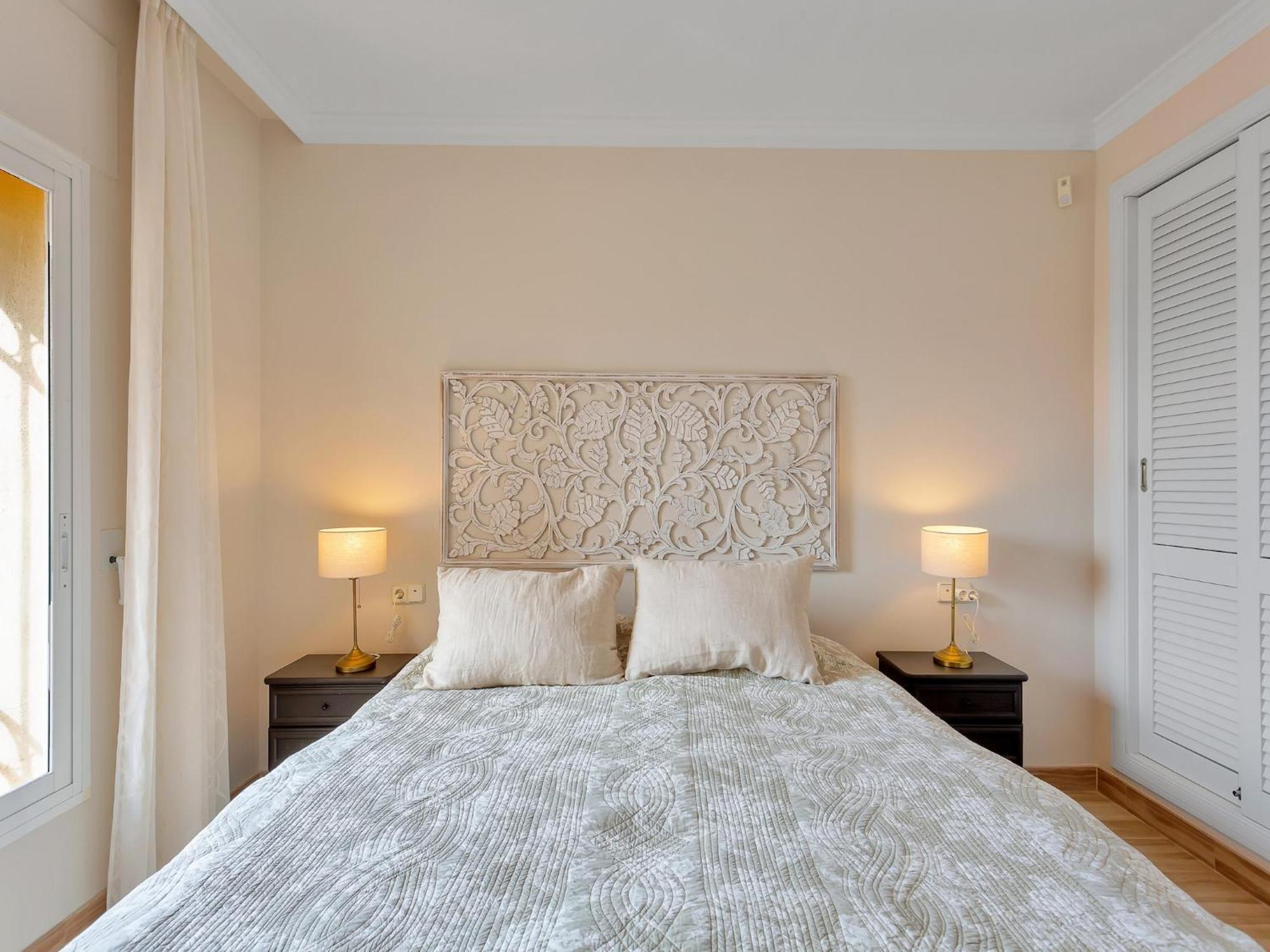 Charming With Terrace Apartment Marbella