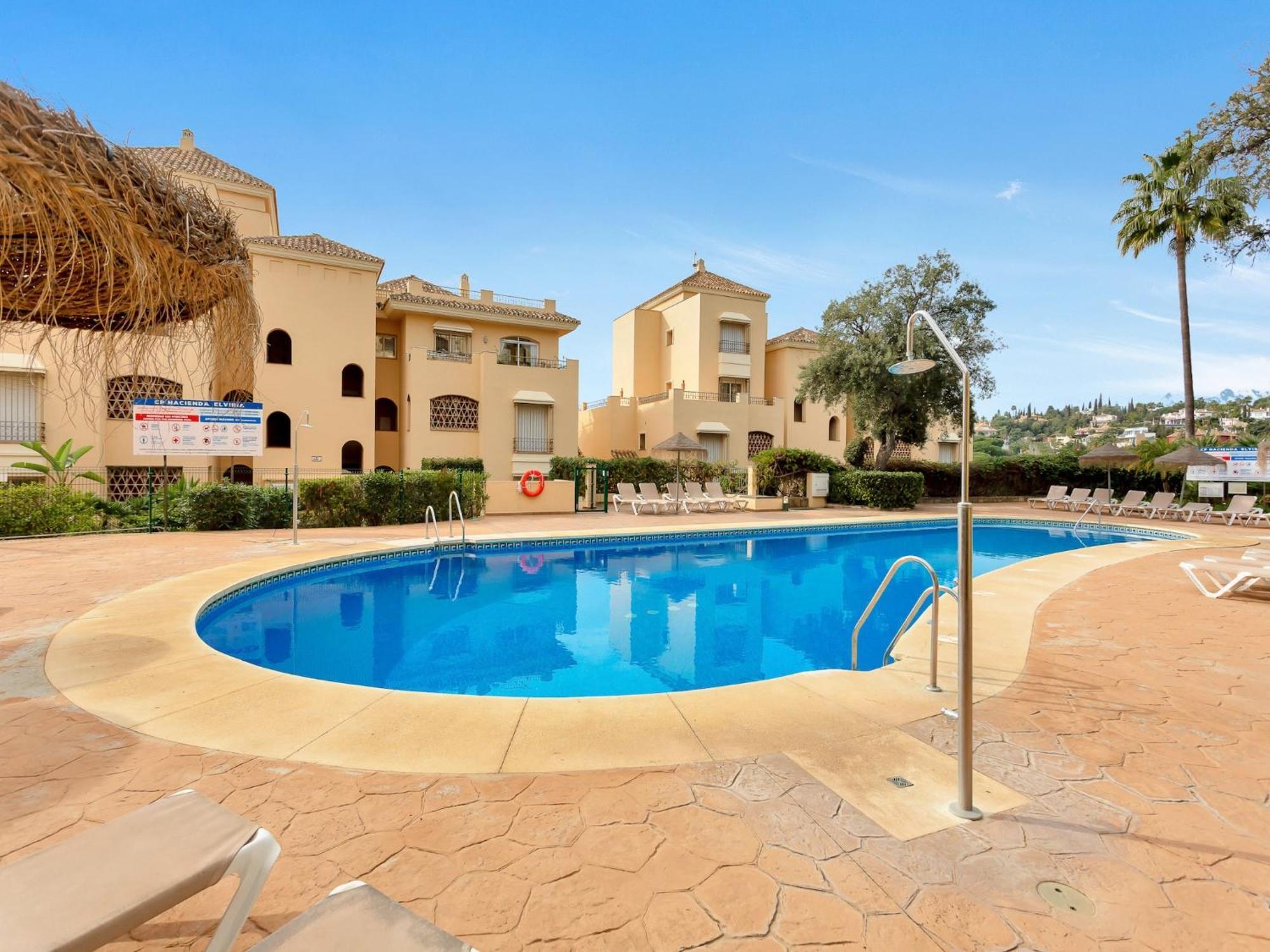 Charming With Terrace Marbella