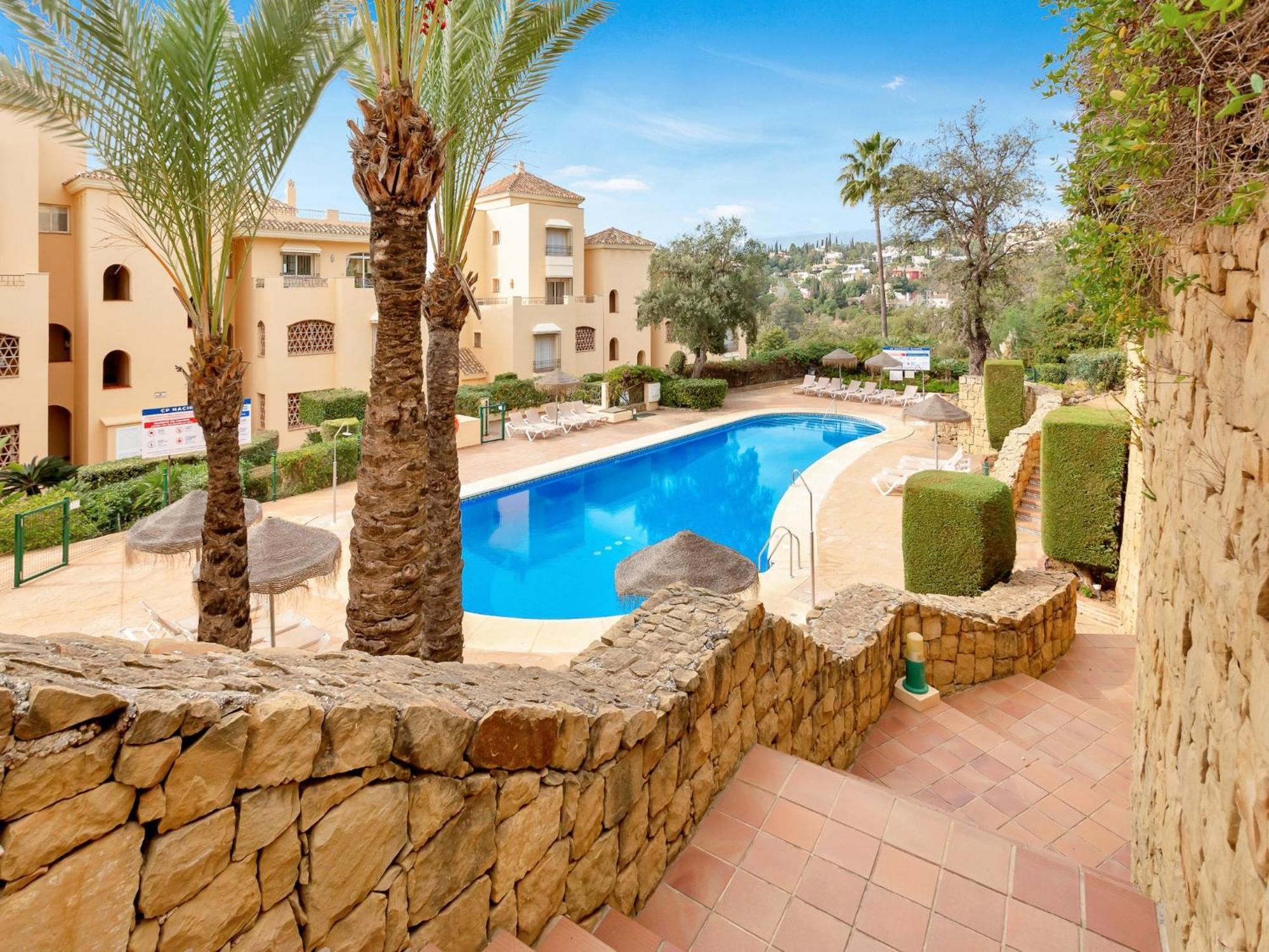 Charming With Terrace Marbella