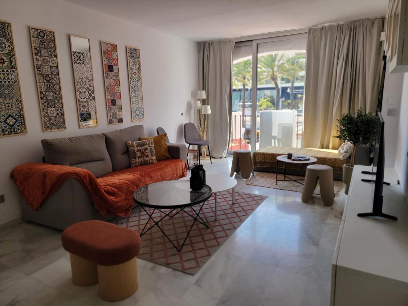 Jardines Del Puerto Apartment *