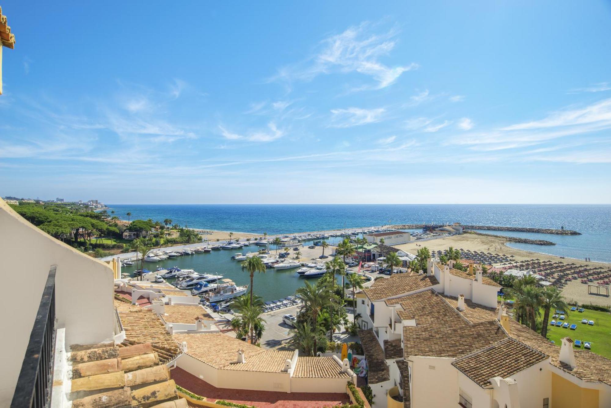 Puerto Cabopino *