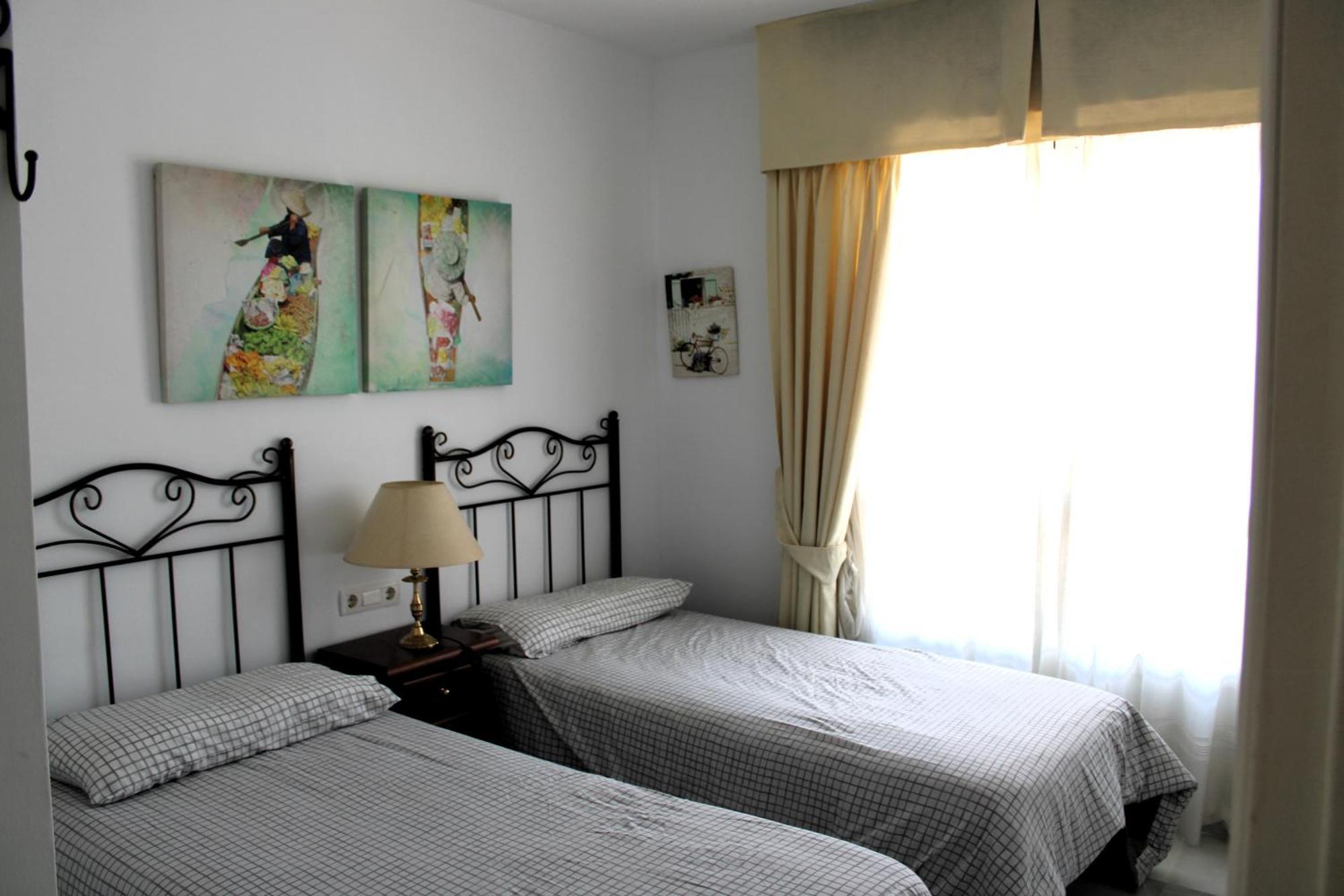 Piso A 10 Minutos Andando De Puerto Banus. Appartement