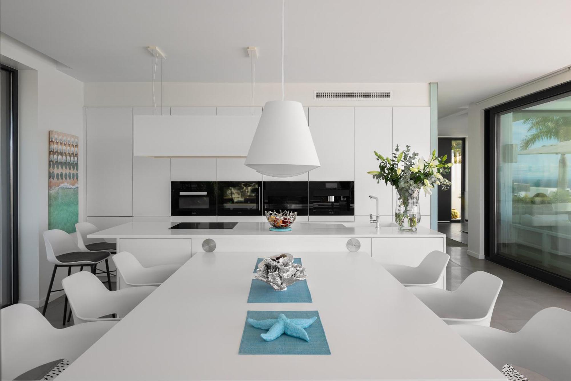 4-bedroom Modern With Heated Pool Villa