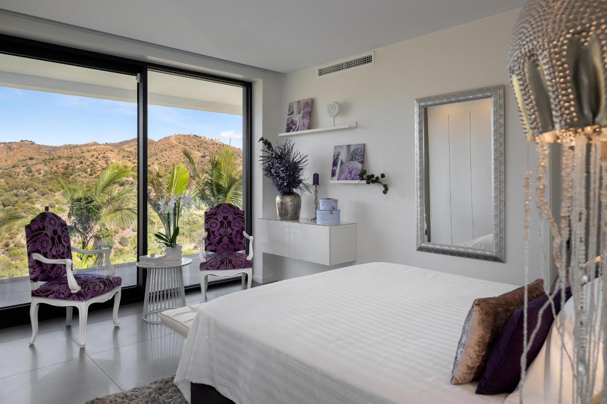 4-bedroom Modern With Heated Pool Villa