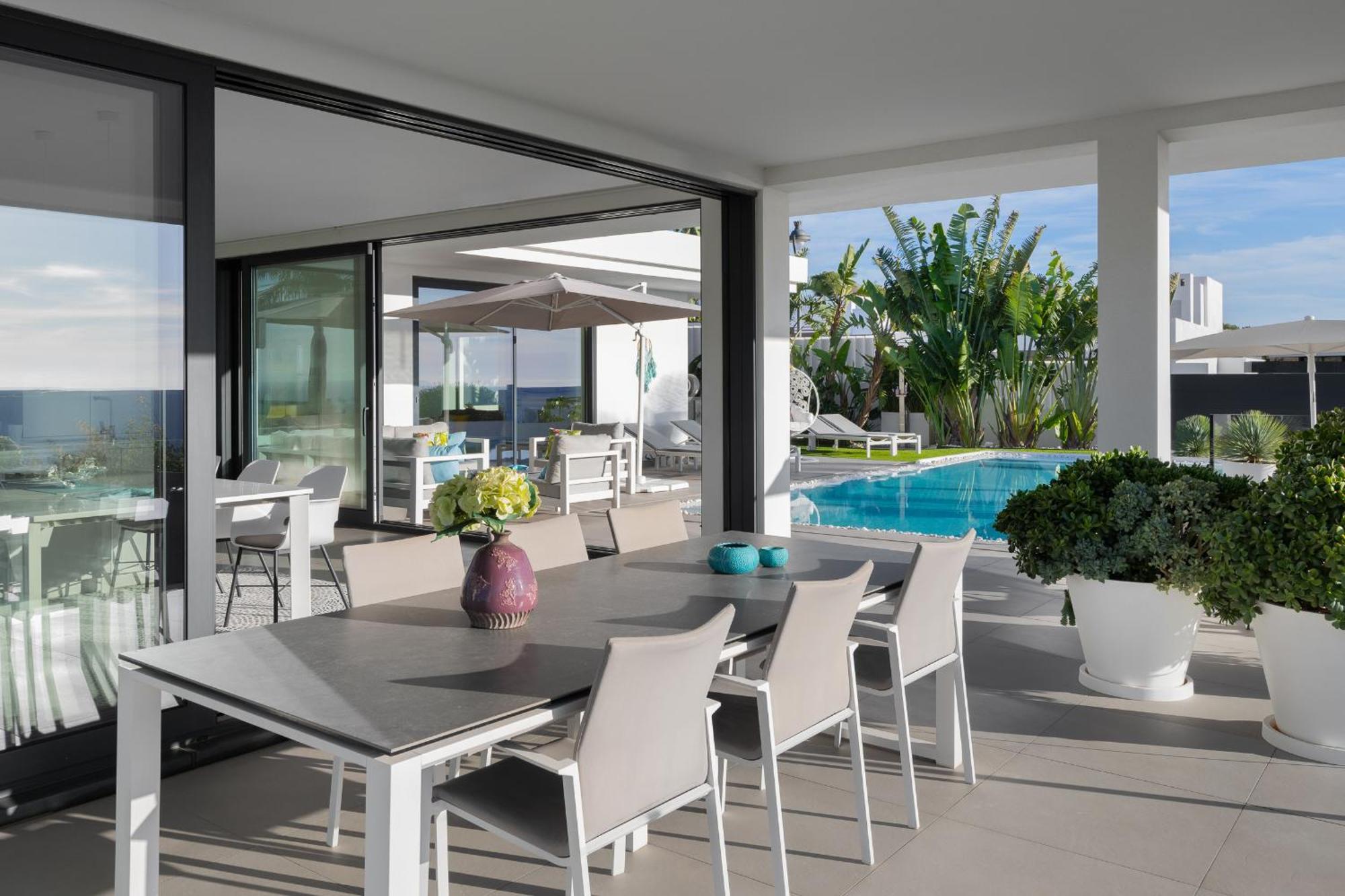 4-bedroom Modern With Heated Pool Marbella