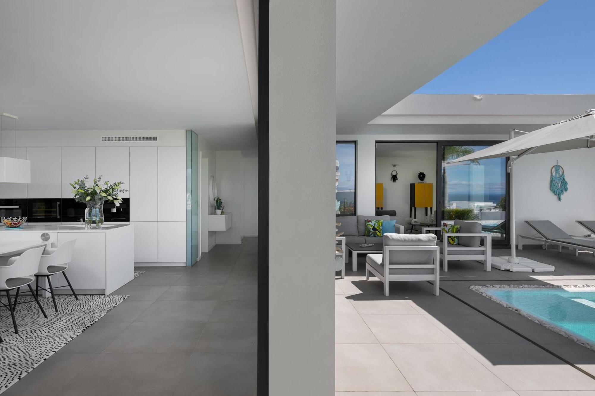 4-bedroom Modern With Heated Pool Villa