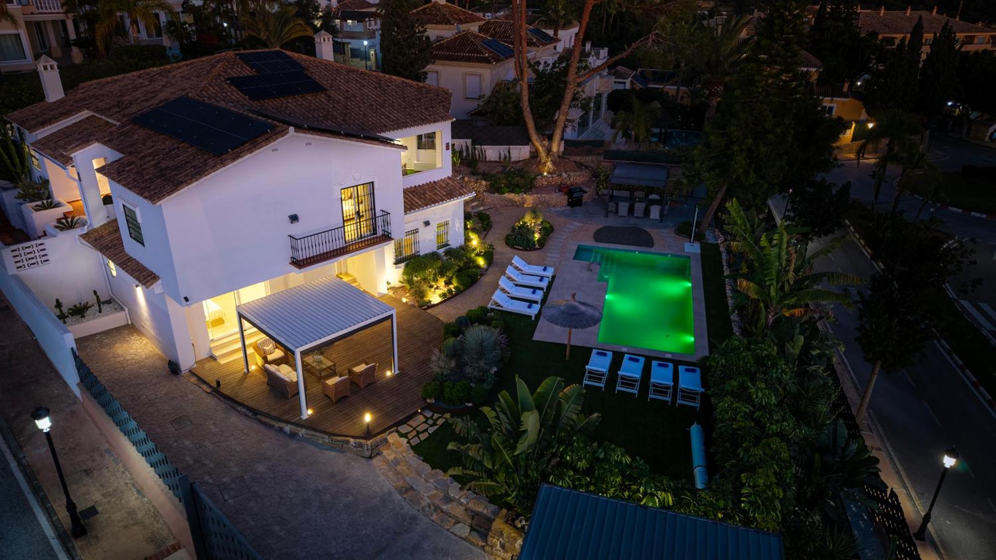 Vacation I Azahar Retreat, Paradise For Golfers, Private Heated Pool, Close To The Beaches And High-end Restaurants
