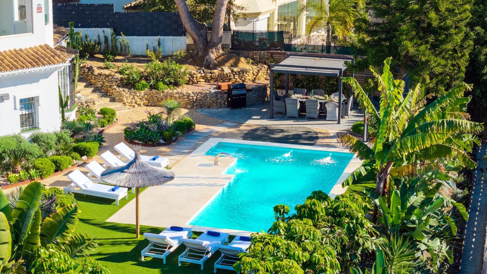 Vacation I Azahar Retreat, Paradise For Golfers, Private Heated Pool, Close To The Beaches And High-end Restaurants *