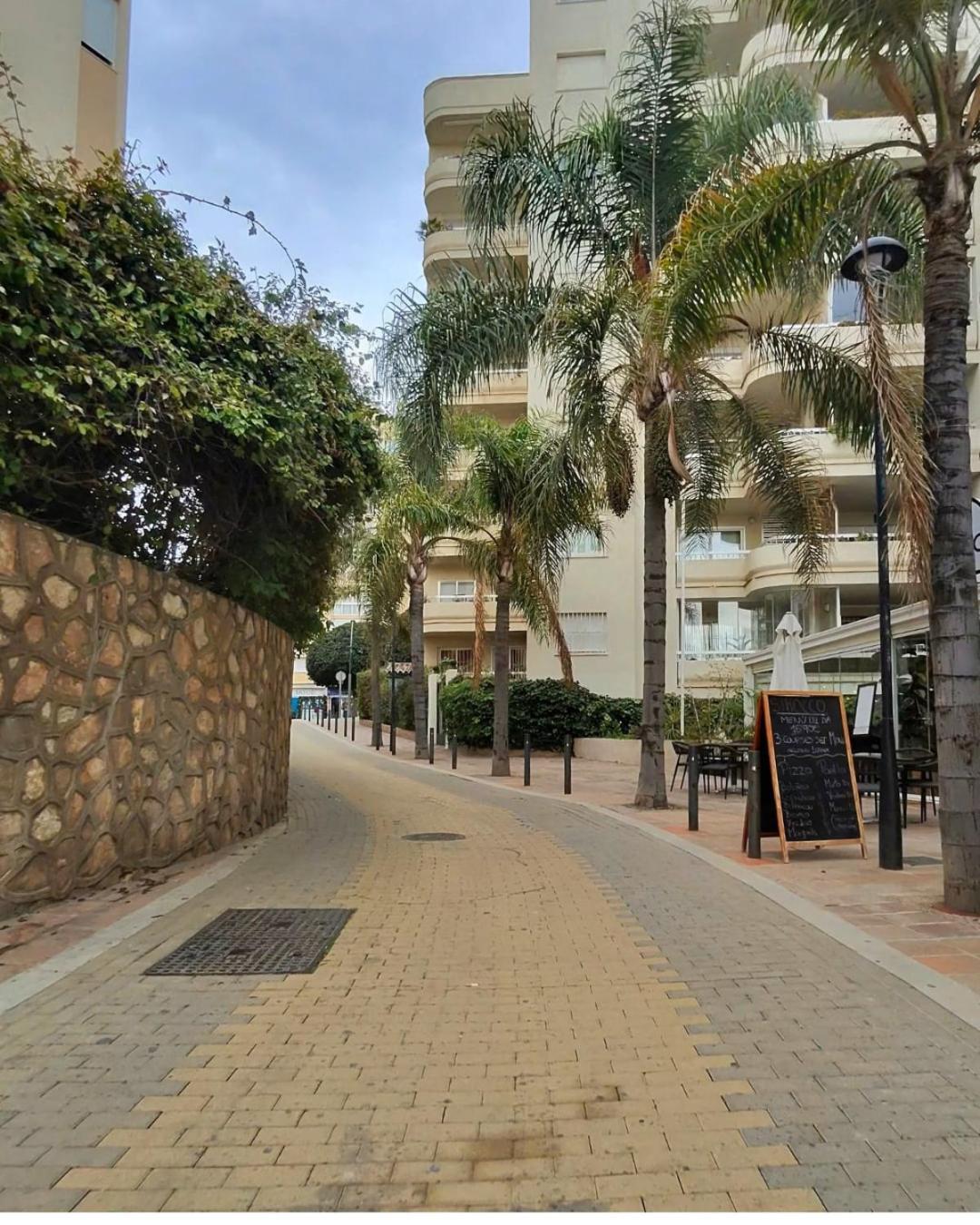 Sea View 2br Beachfront & Cozy Balcony *