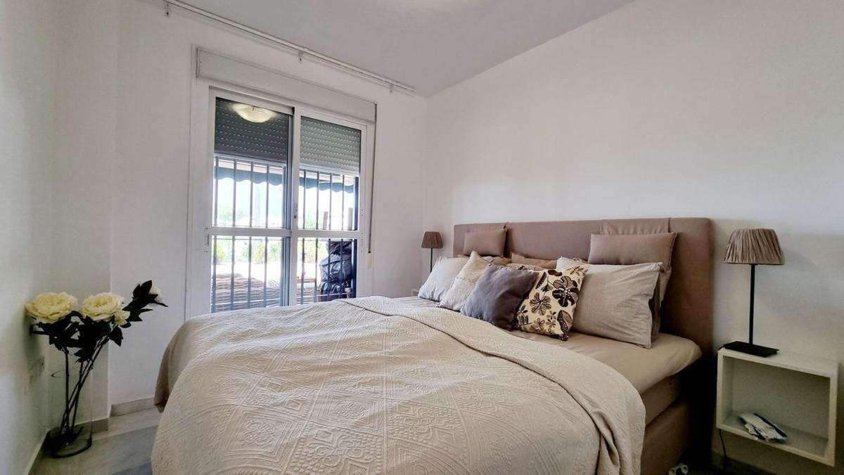 Rosies Place - Fantastic-2-bed-apartment-with-great-terrace-in-lorcrimar V Marbella