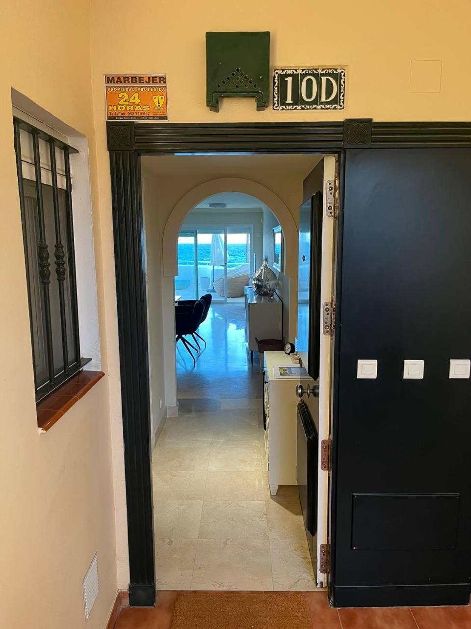 Piso 2 Habitaciones, Salon 2 Bano En Puerto Banus Vista Mar ! Apartment *