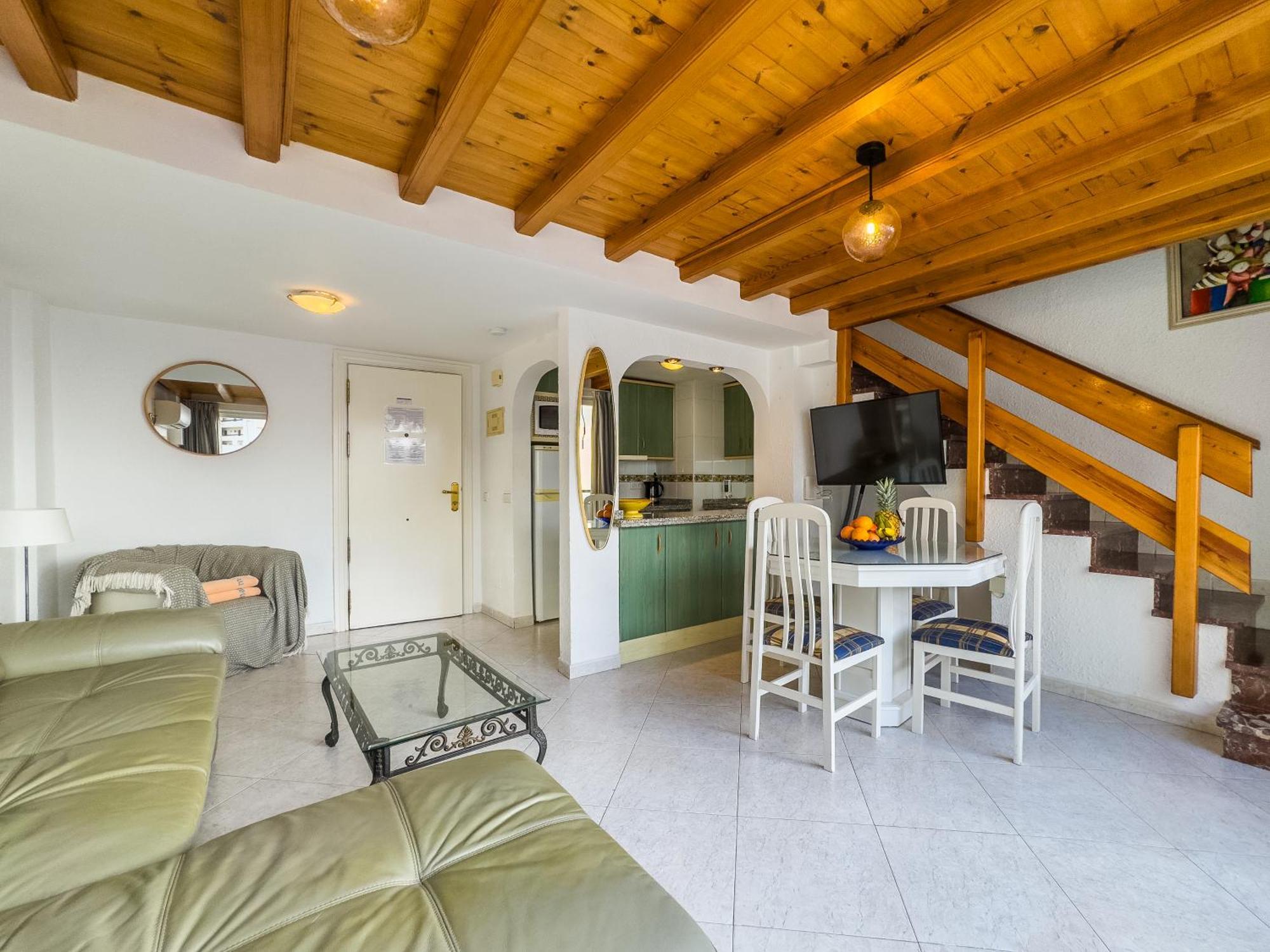 Apartment Skol 408a 2 Bedrooms Duplex With Sea Views *