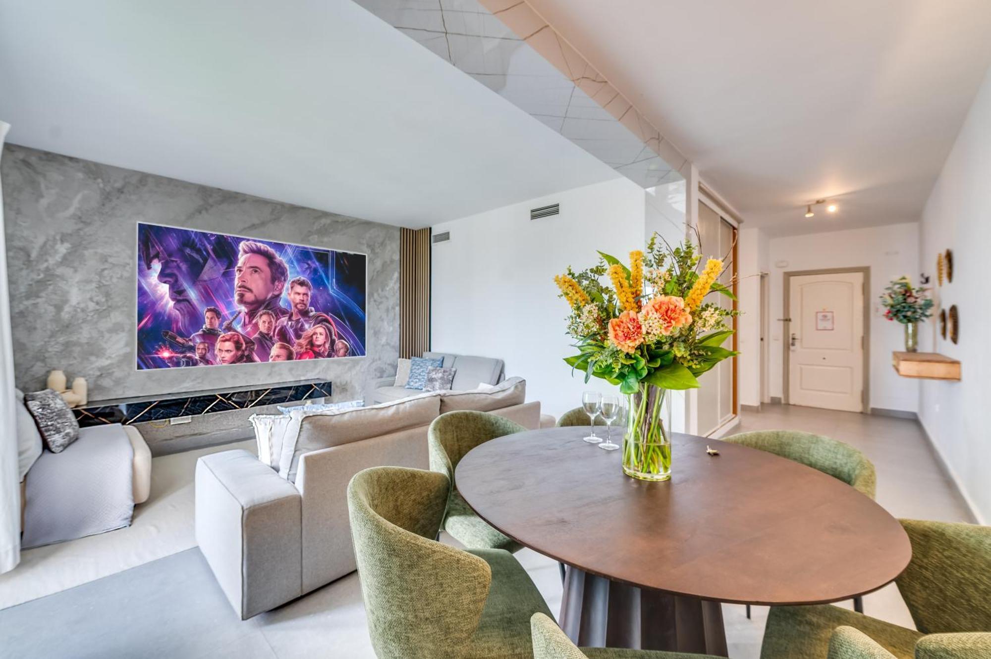 Vacation I Banus Waterfront Penthouse Marina, Sea View, Beachfront Apartment *