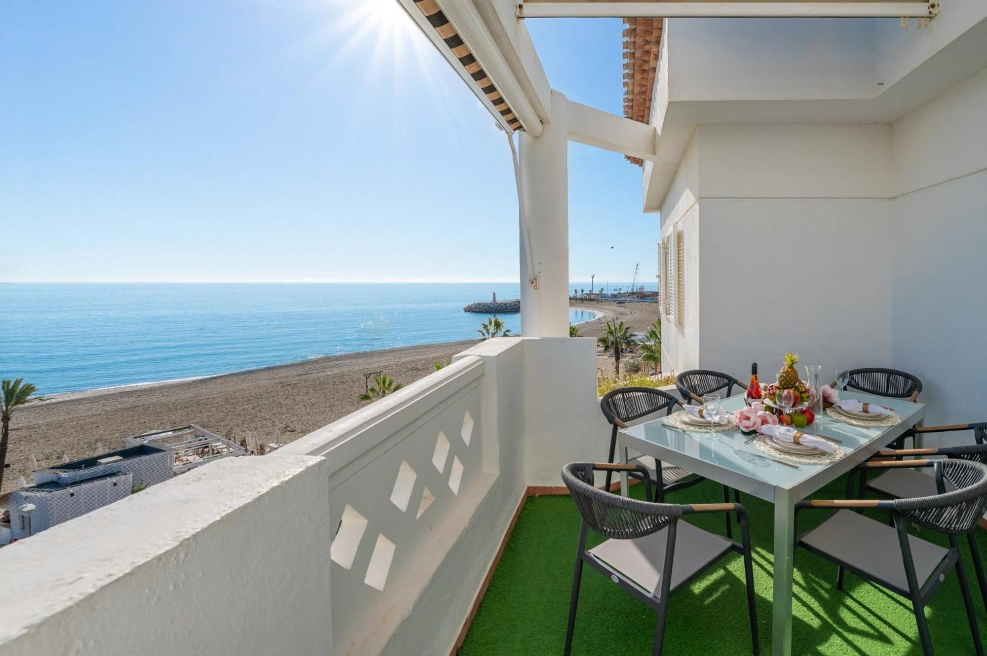 Vacation I Banus Waterfront Penthouse Marina, Sea View, Beachfront *