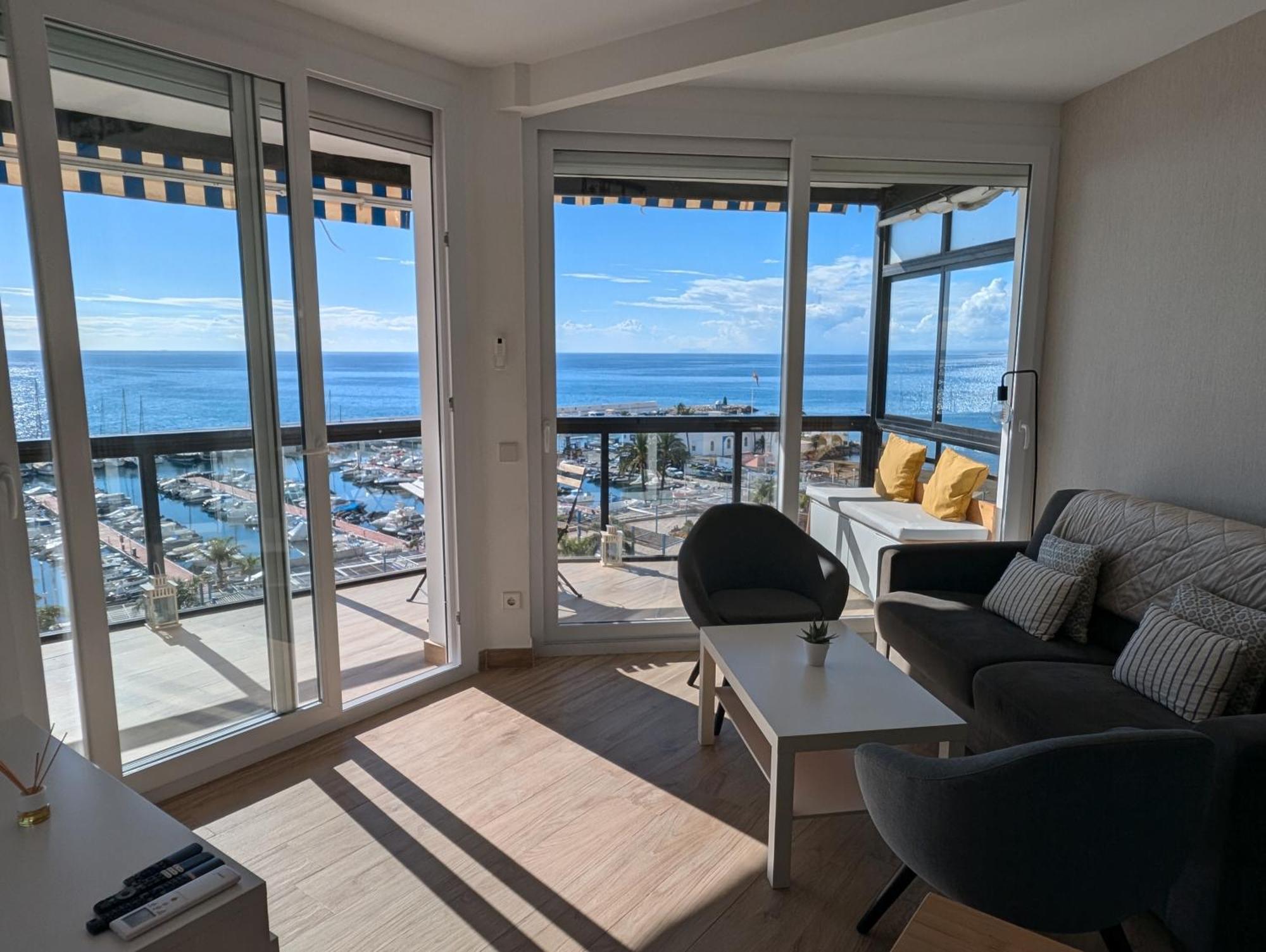 Waterfront In Heart Of Paseo Maritimo - Marbella! * Marbella