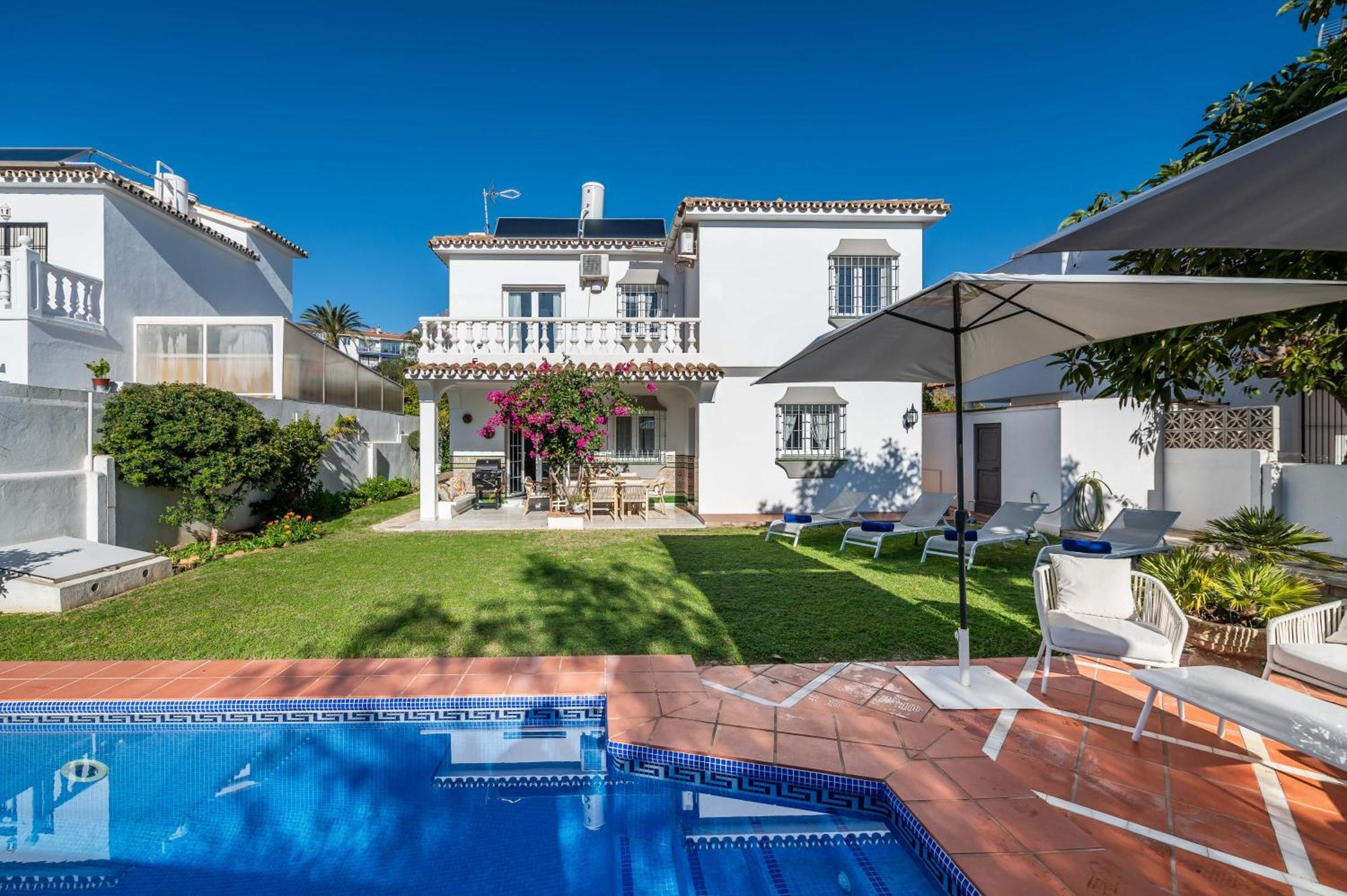 Olivo Family With Pool In Centre Villa Marbella