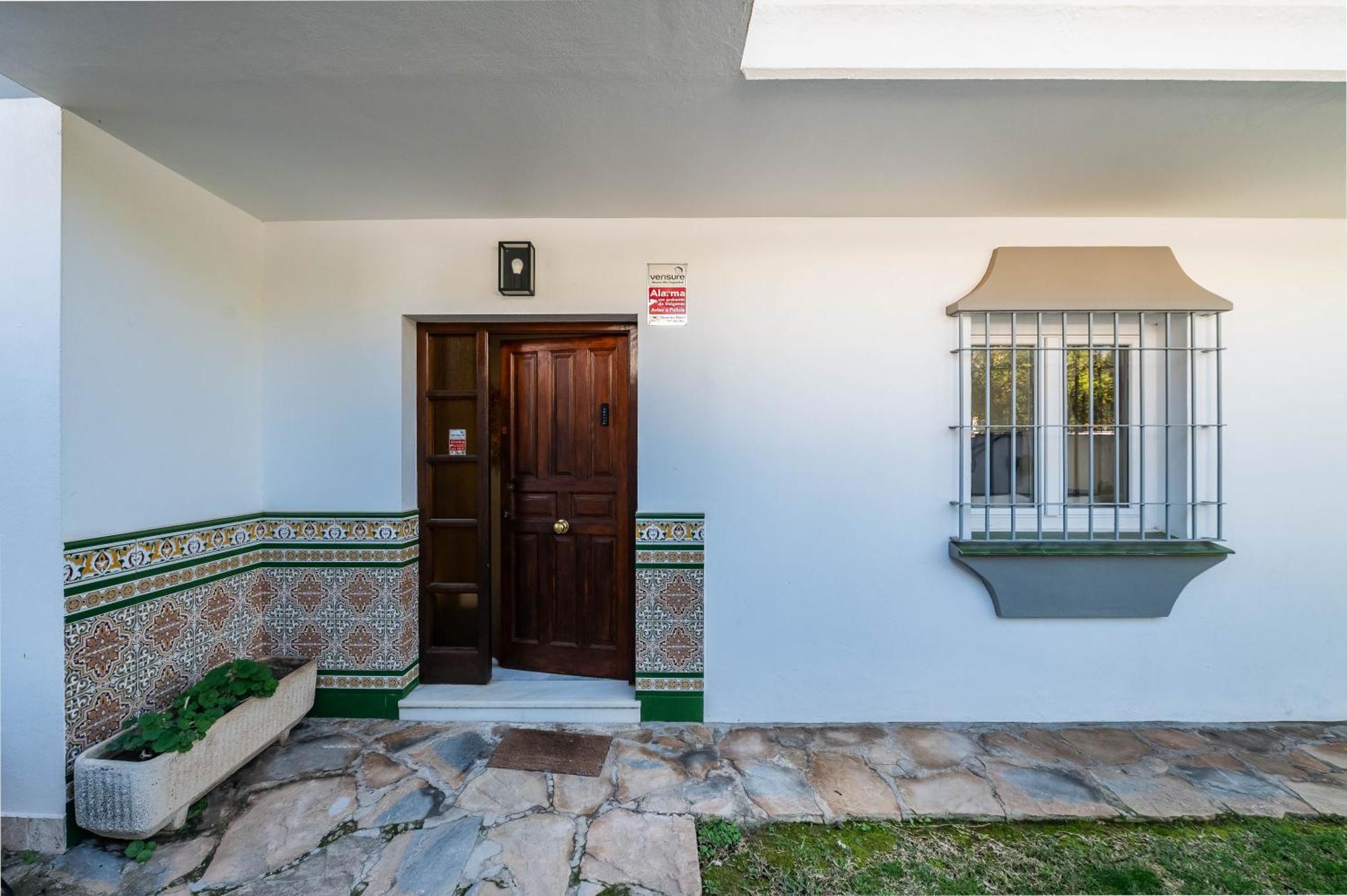 Villa Olivo Family With Pool In Centre