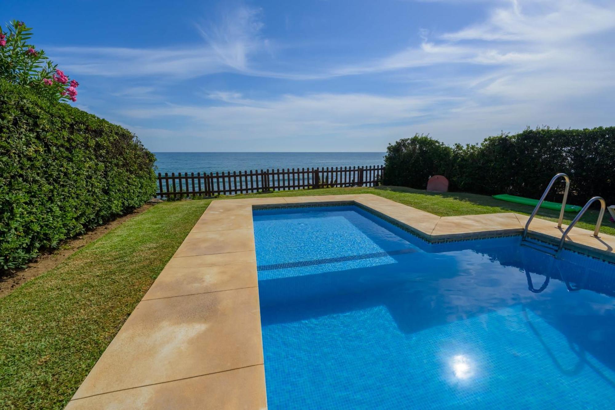 Holiday home Beautiful Frontline Townhouse *