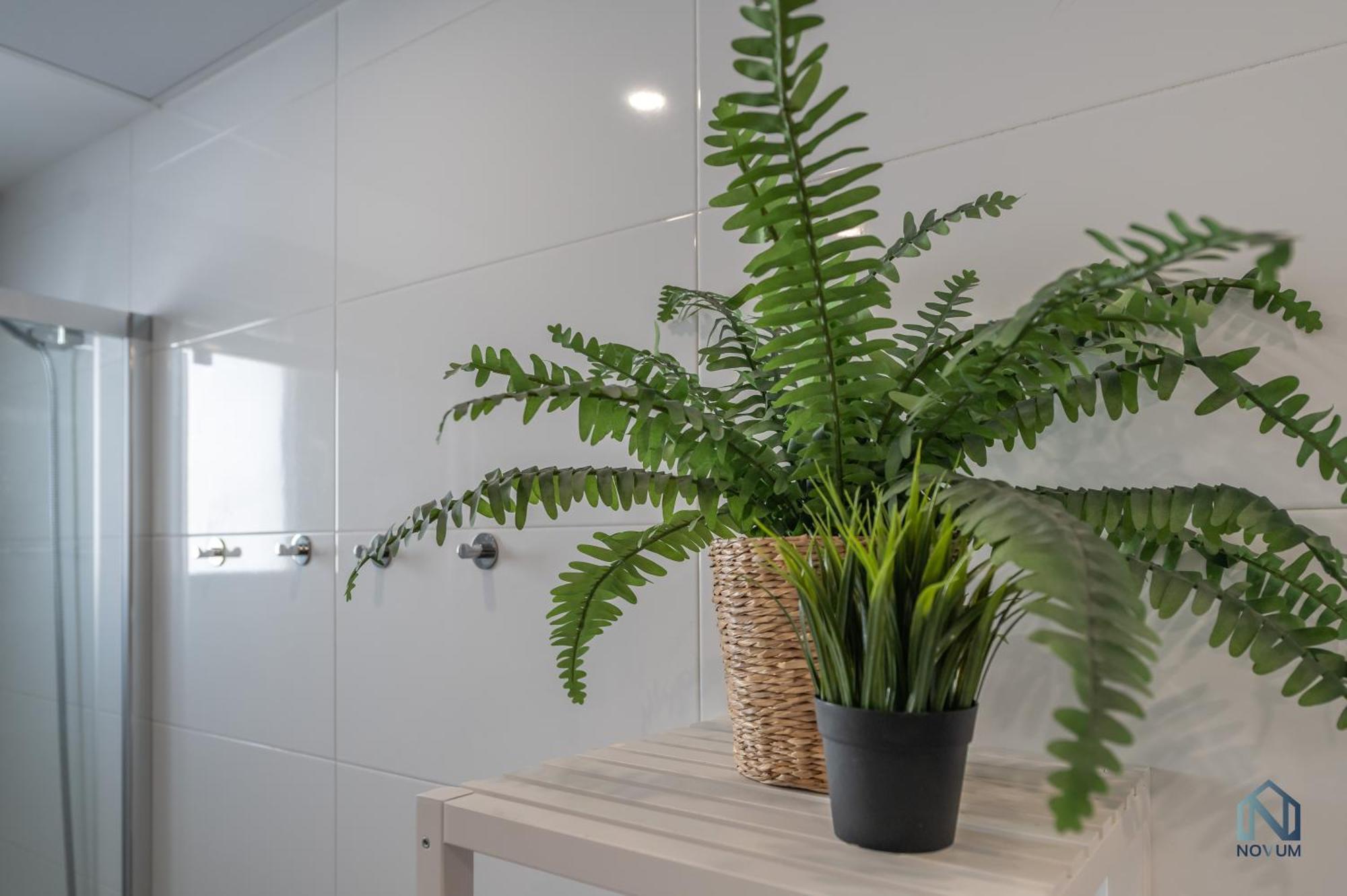Appartement Newly Built 3 Bdrm Modern W Gym, Pool, & Views *