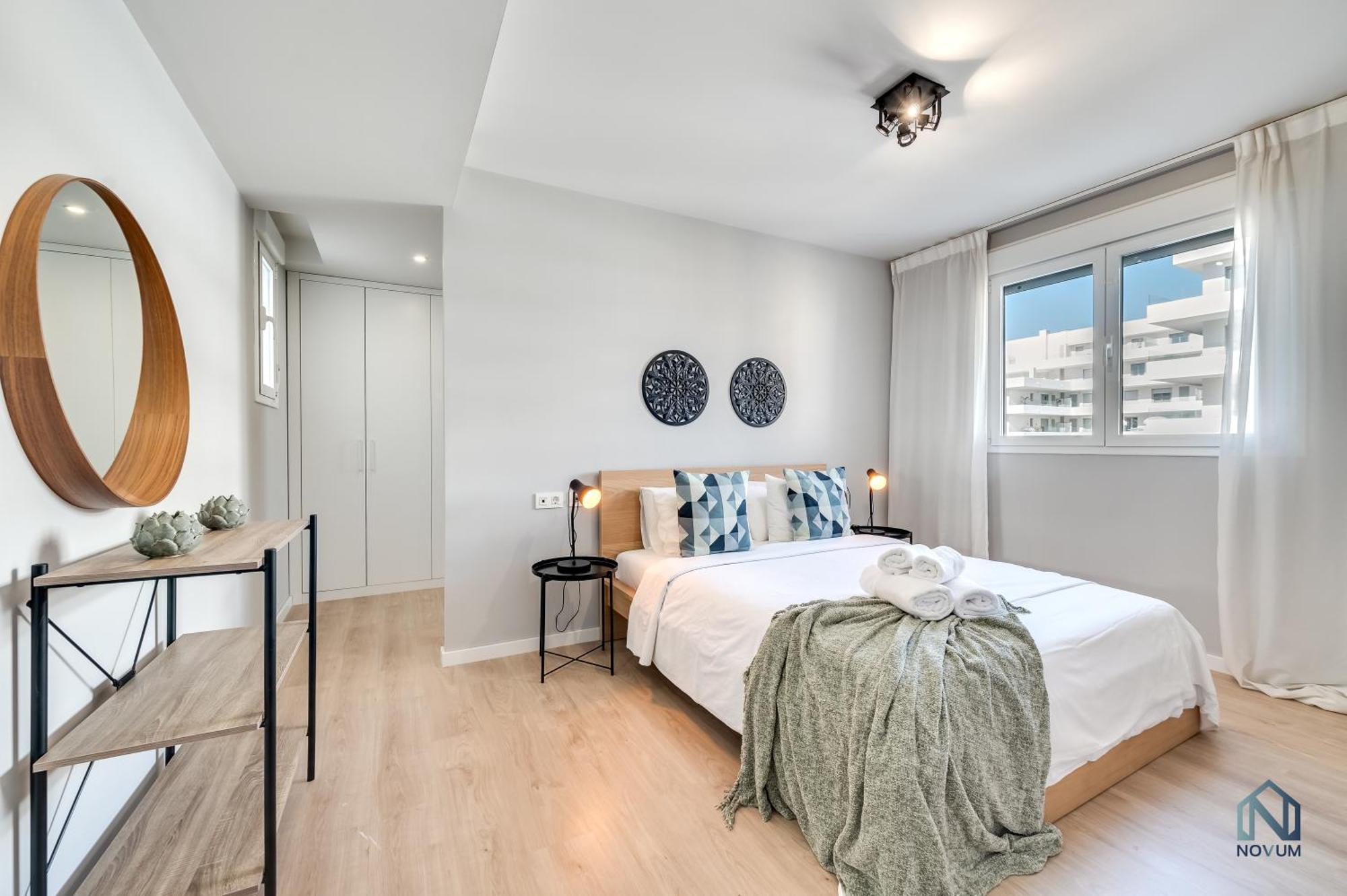Appartement Newly Built 3 Bdrm Modern W Gym, Pool, & Views Marbella