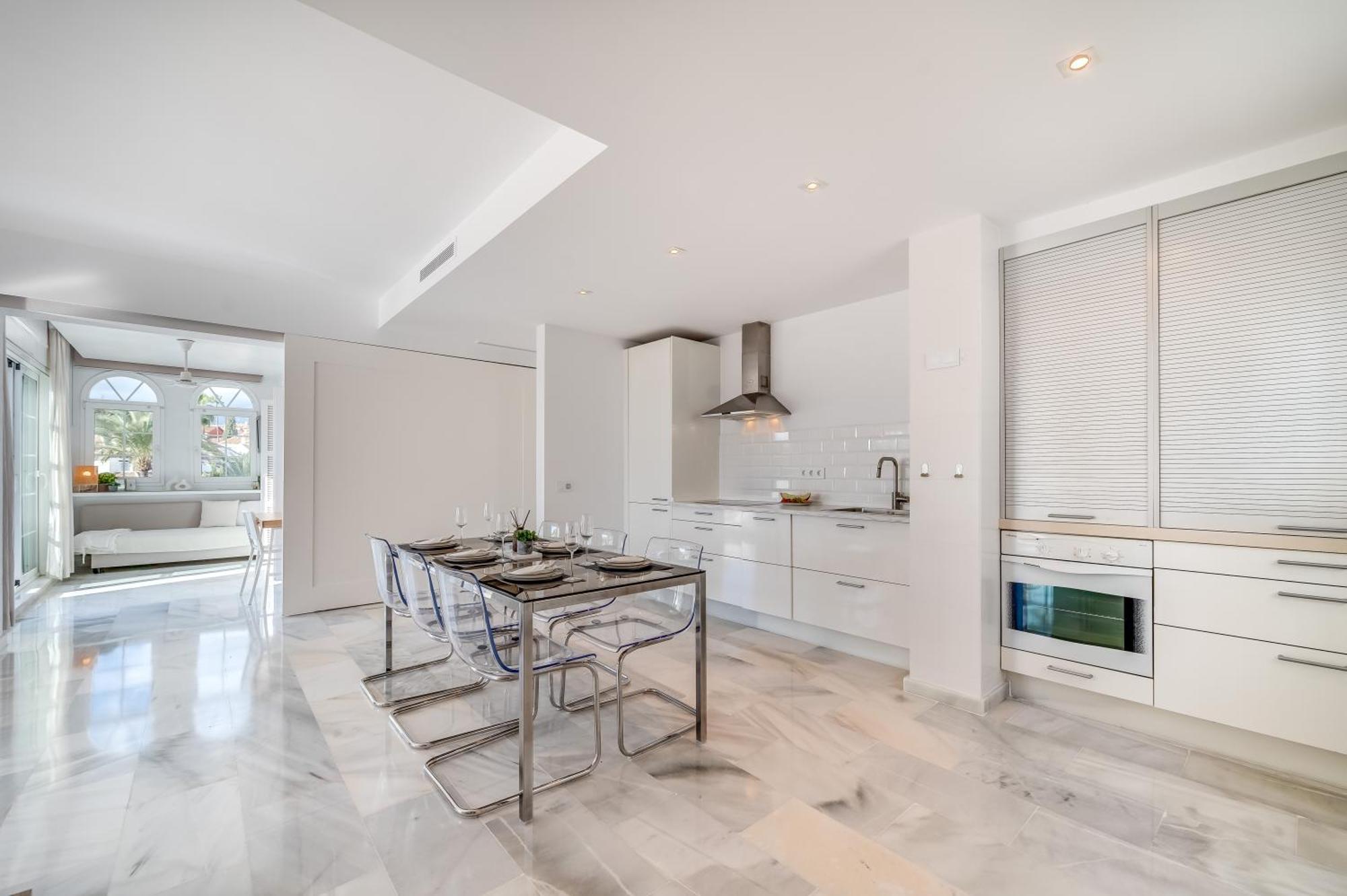 Modern 3 Bdrm With Sea Views & Pool Newly Renovated Marbella