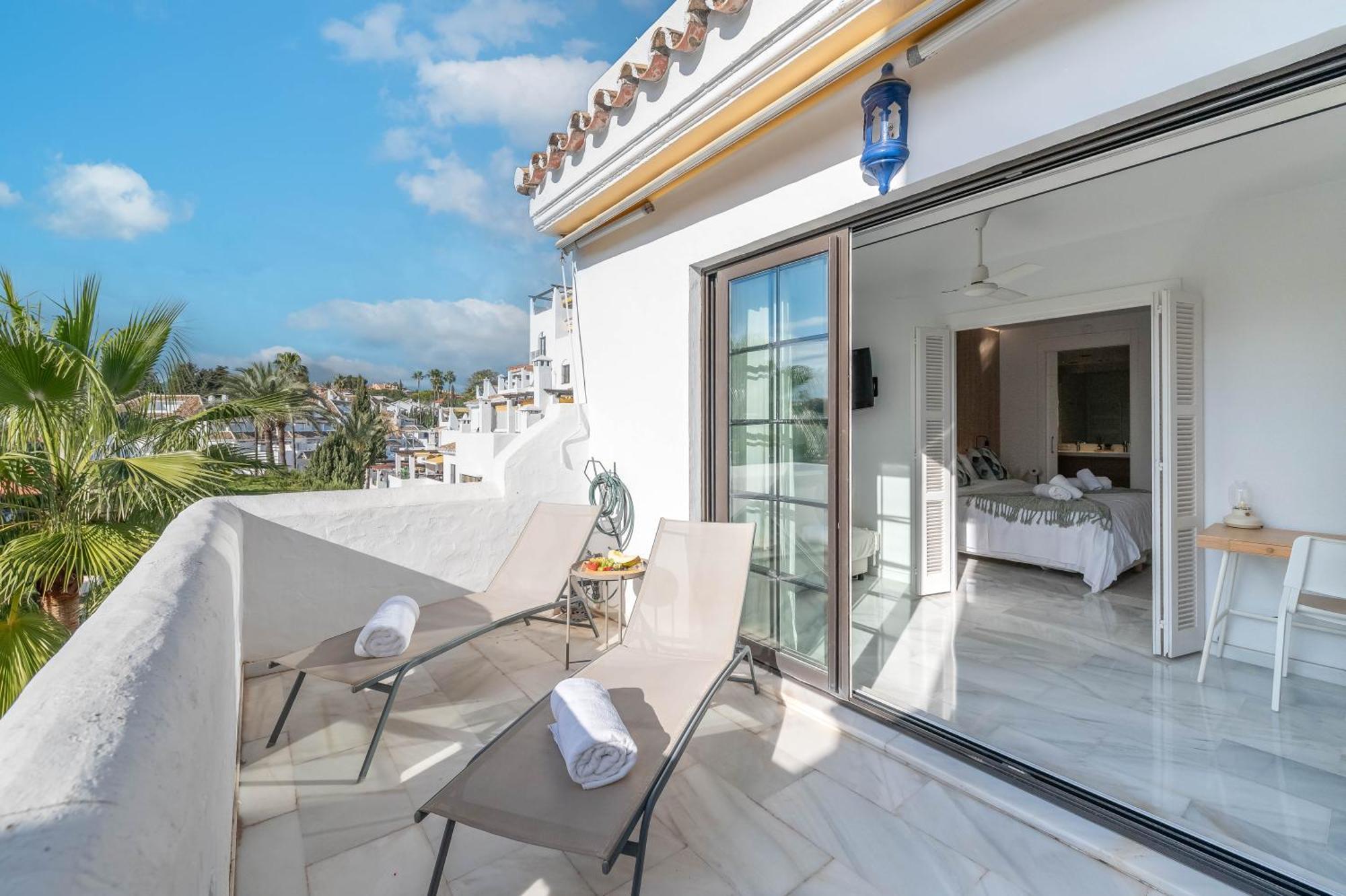Modern 3 Bdrm With Sea Views & Pool Newly Renovated Marbella