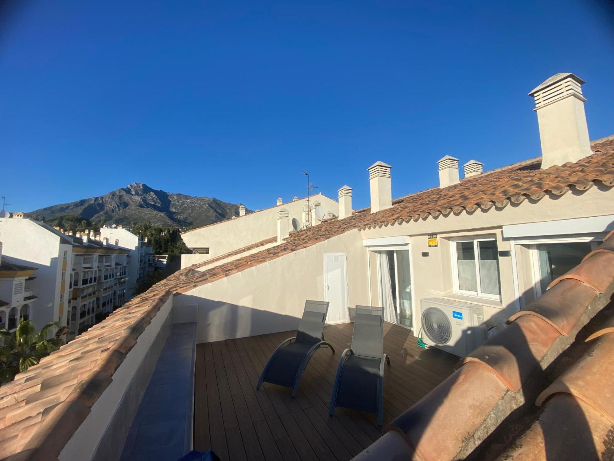 Atico Duplex-las Vistas De Laia Apartment Marbella
