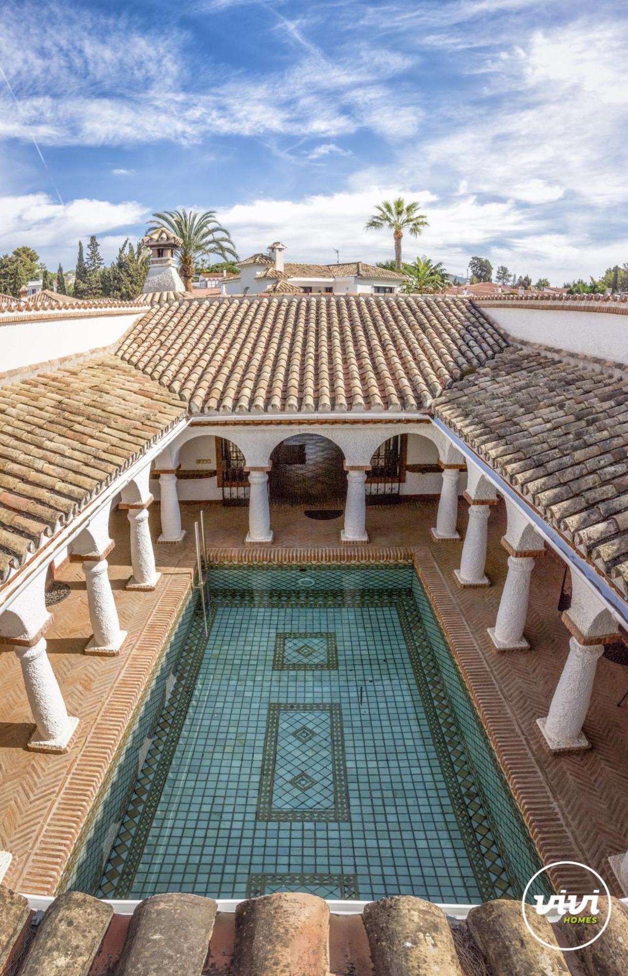 Vivi Homes - Costabella Pool, Sauna, Garden &