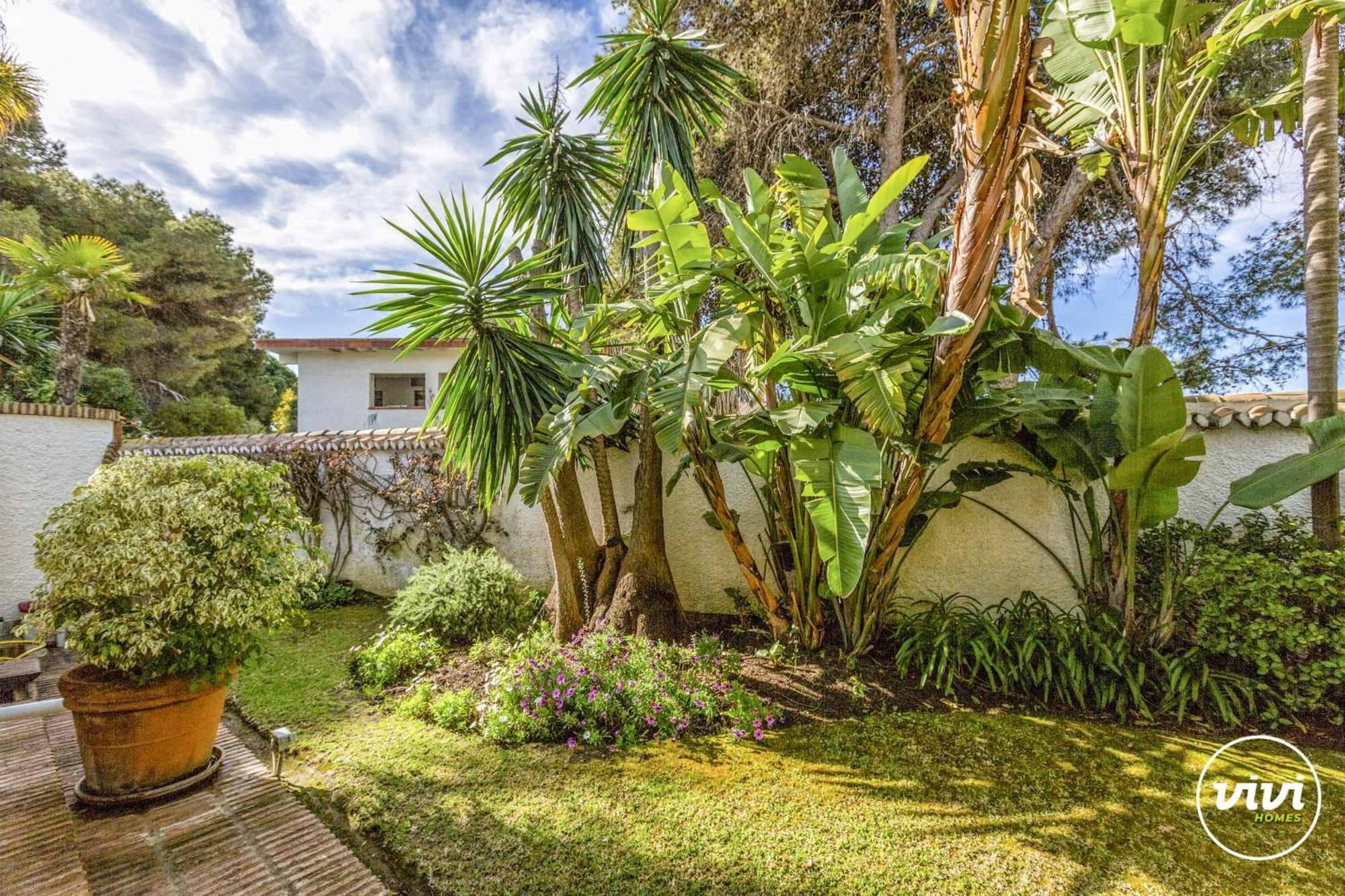 Villa Vivi Homes - Costabella Pool, Sauna, Garden &