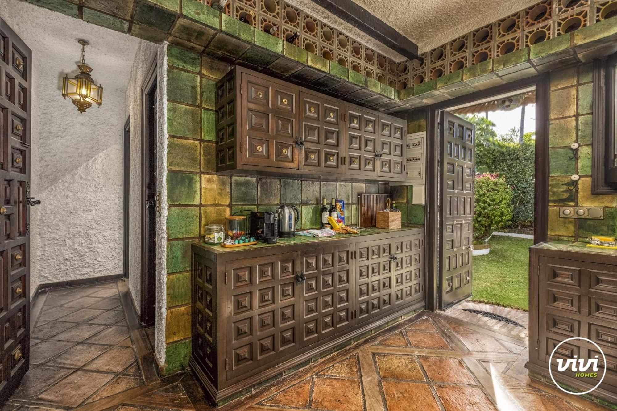 Villa Vivi Homes - Costabella Pool, Sauna, Garden &