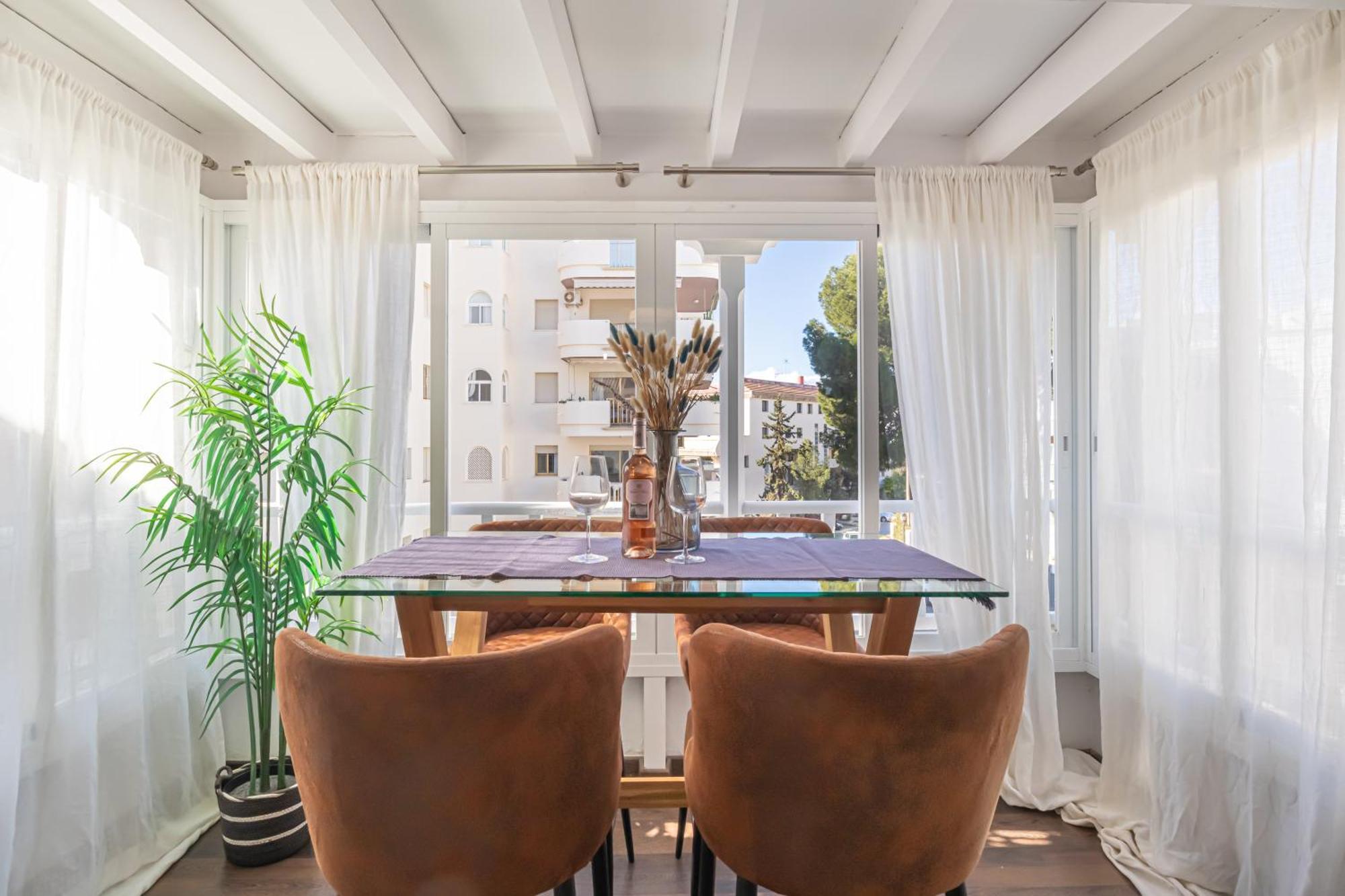 Del Mar Apartment
