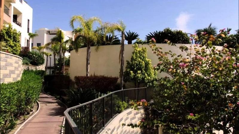 Spacious With 3 Pools & Gym Apartamento