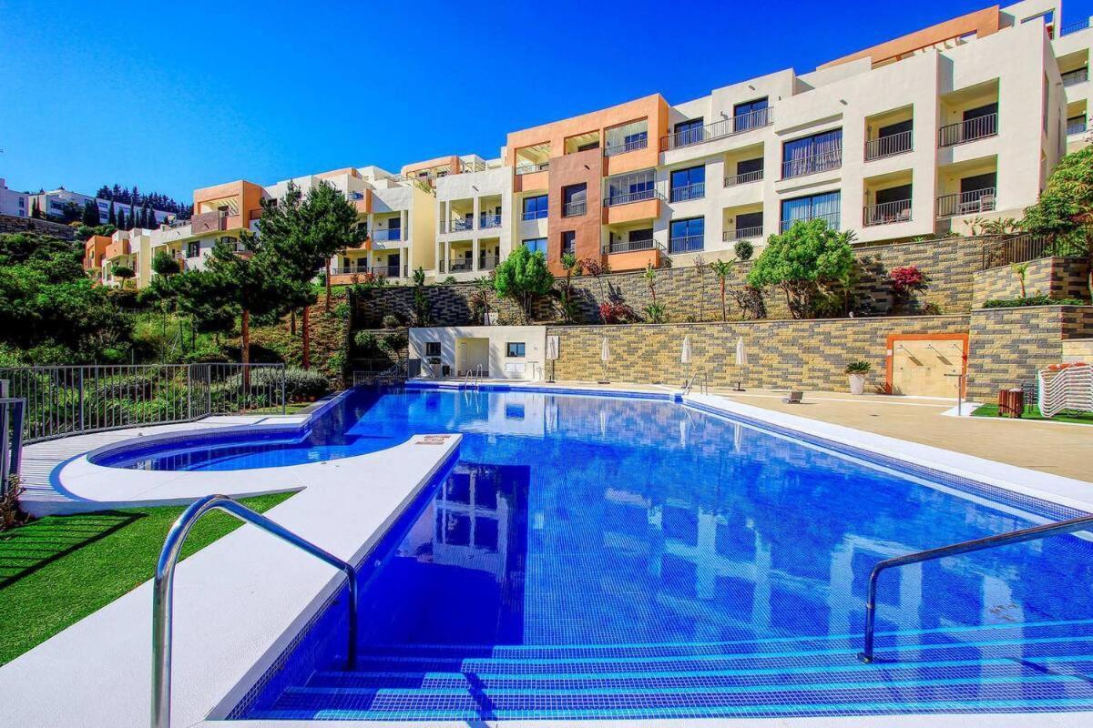 Spacious With 3 Pools & Gym Apartamento *
